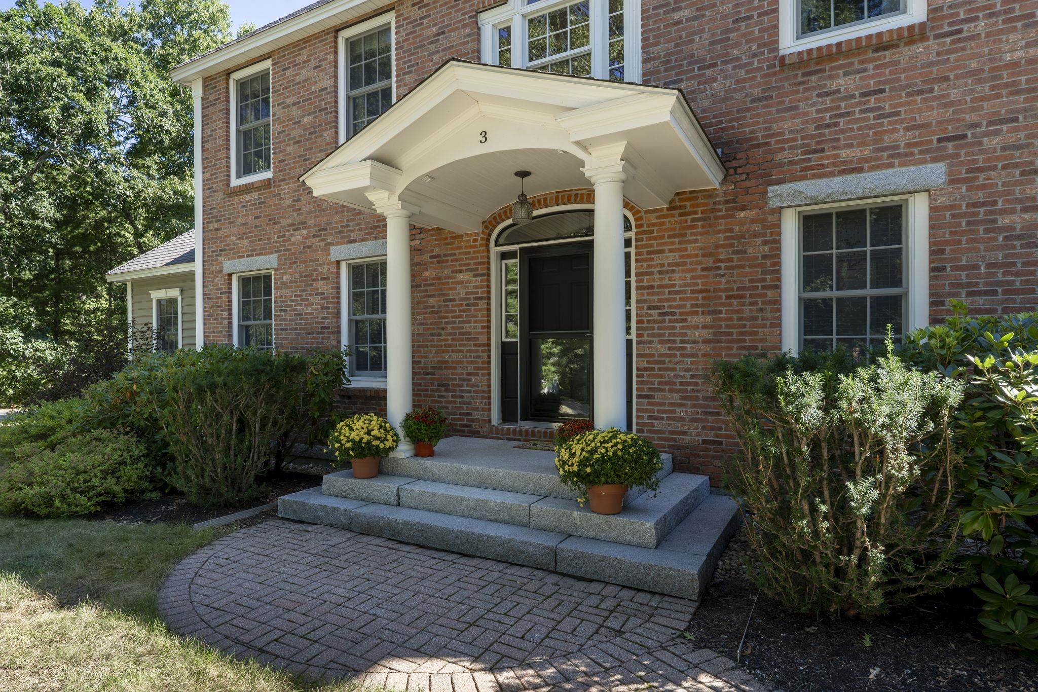 main property photo 3