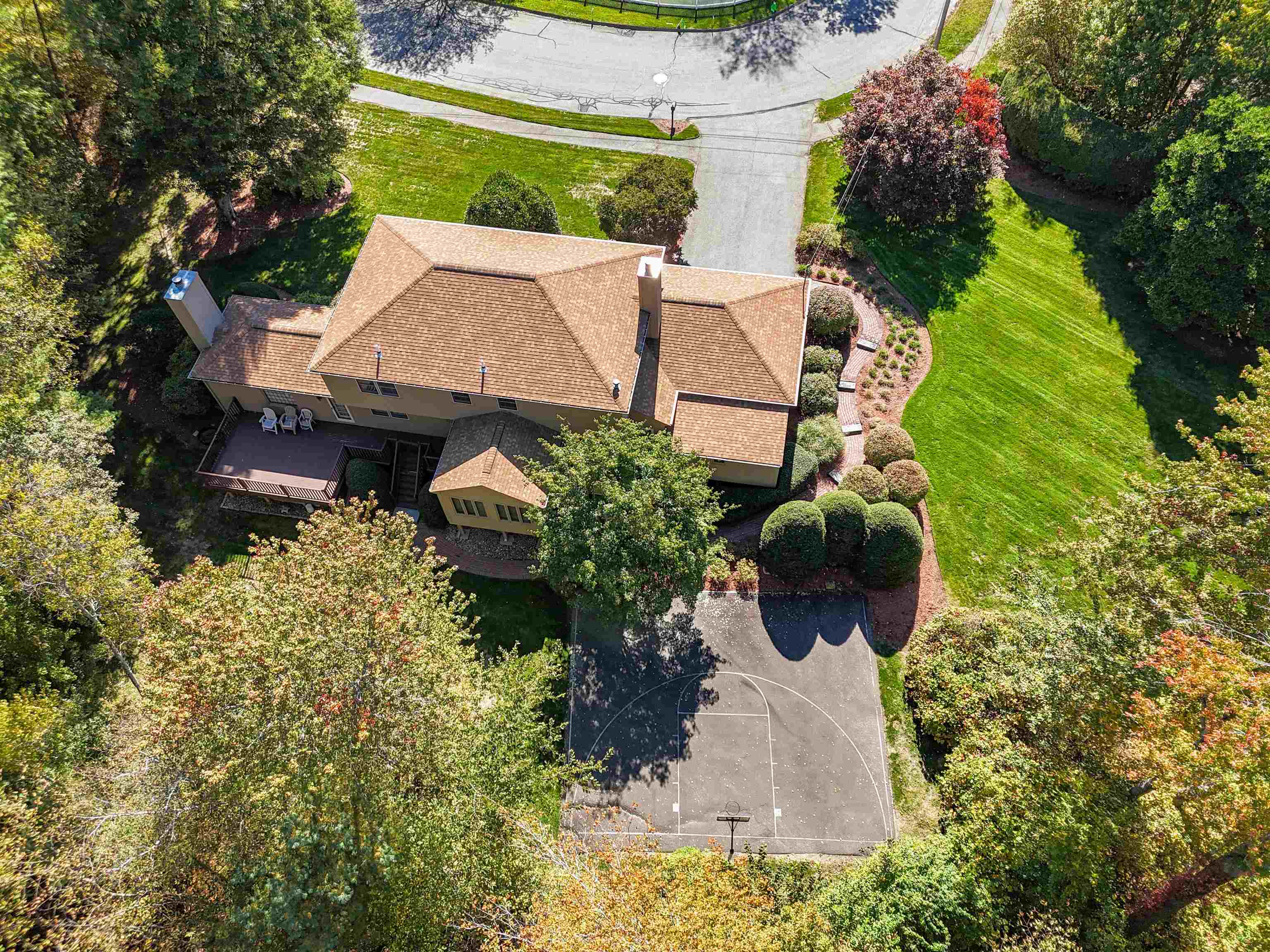 main property photo 7