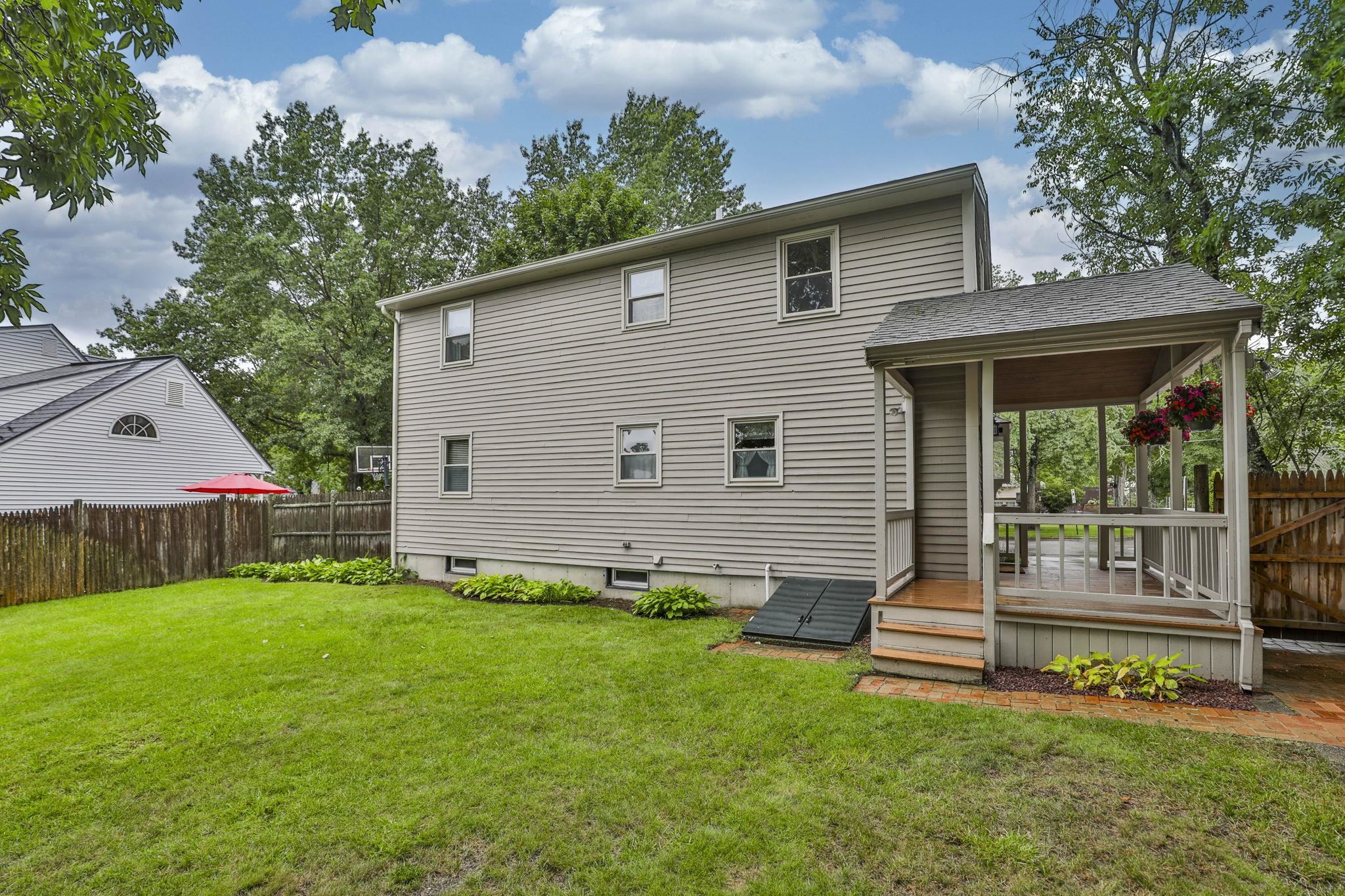 main property photo 50
