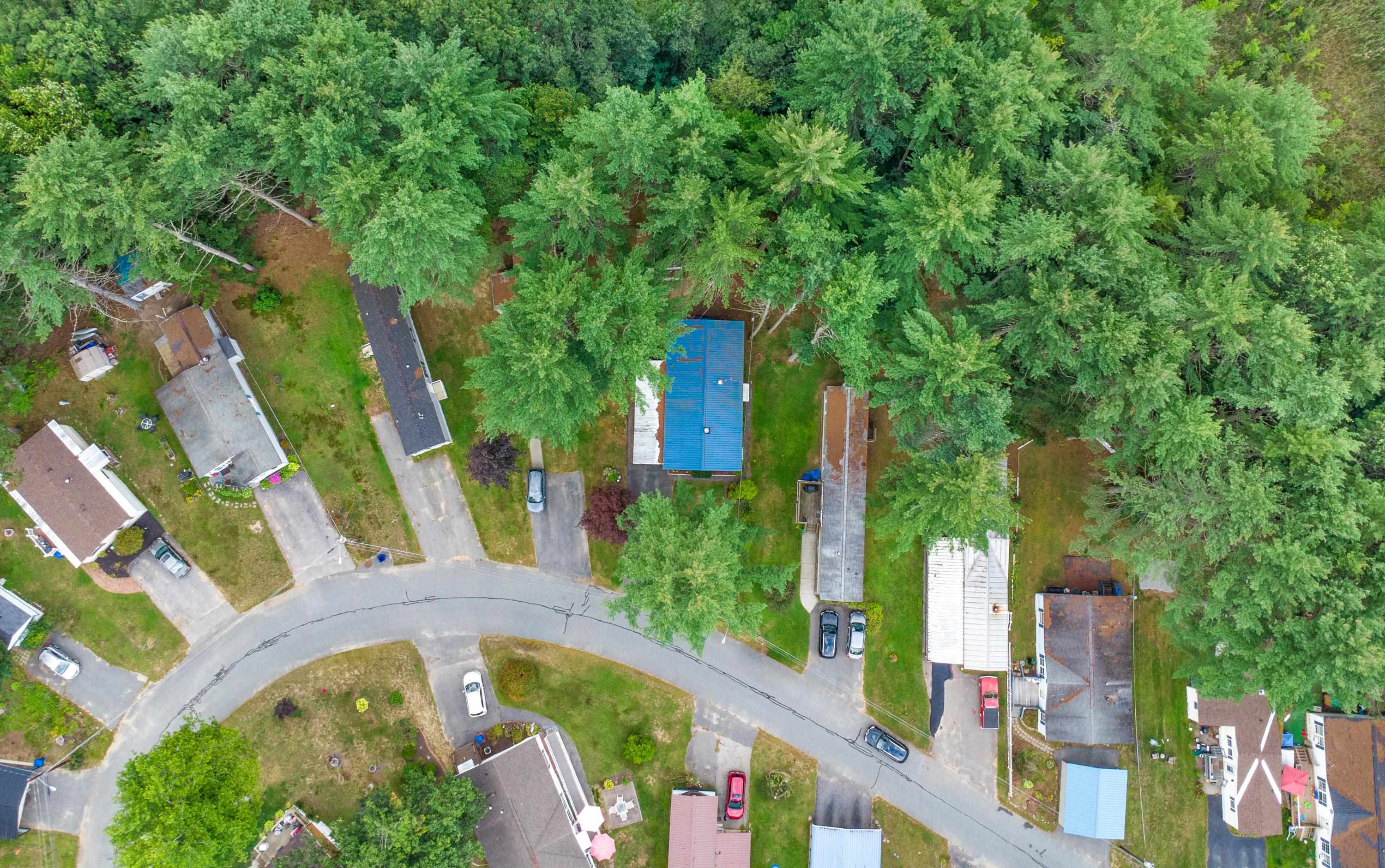 main property photo 28