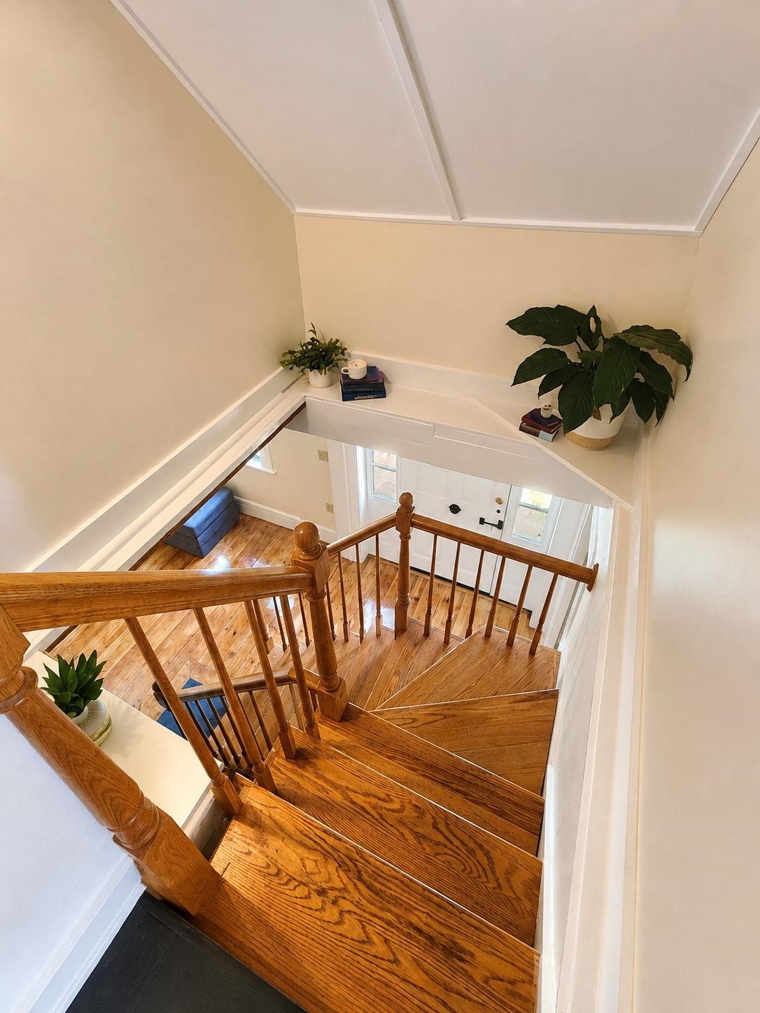 main property photo 11