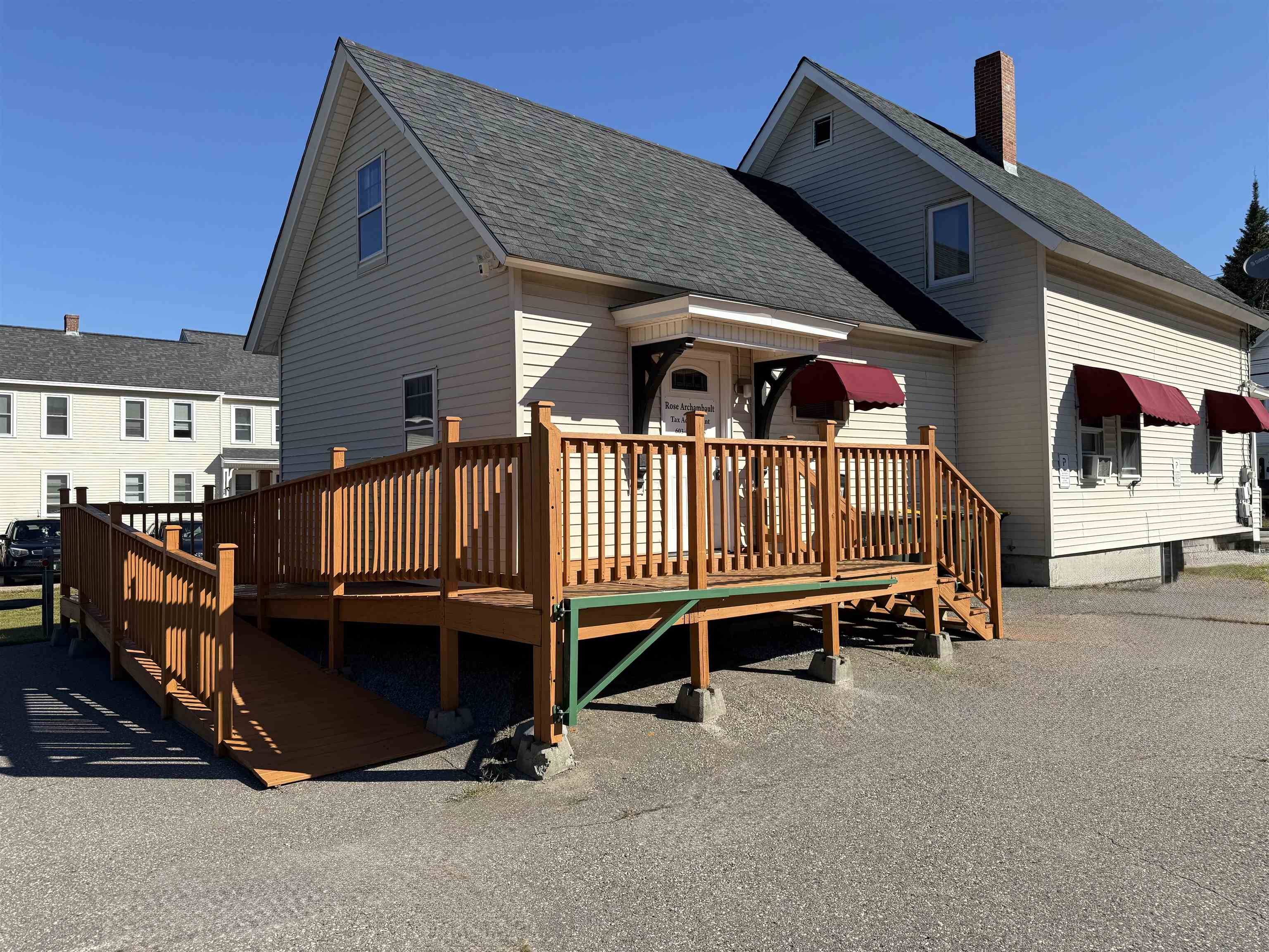 main property photo 4