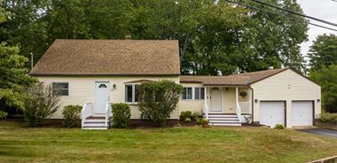 image of property with 4 Bed | 1 Bath | 1,474 Sqft