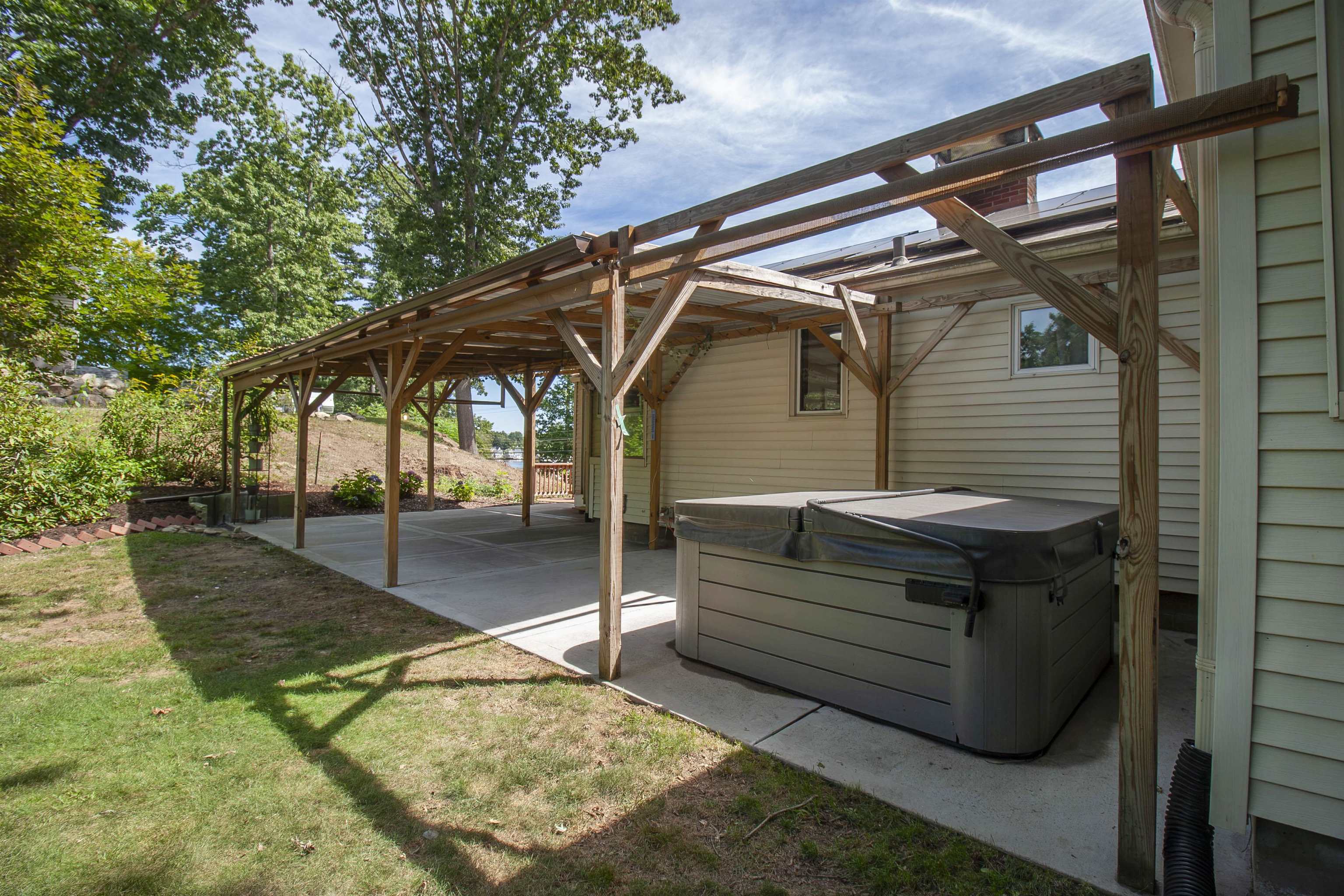 main property photo 43
