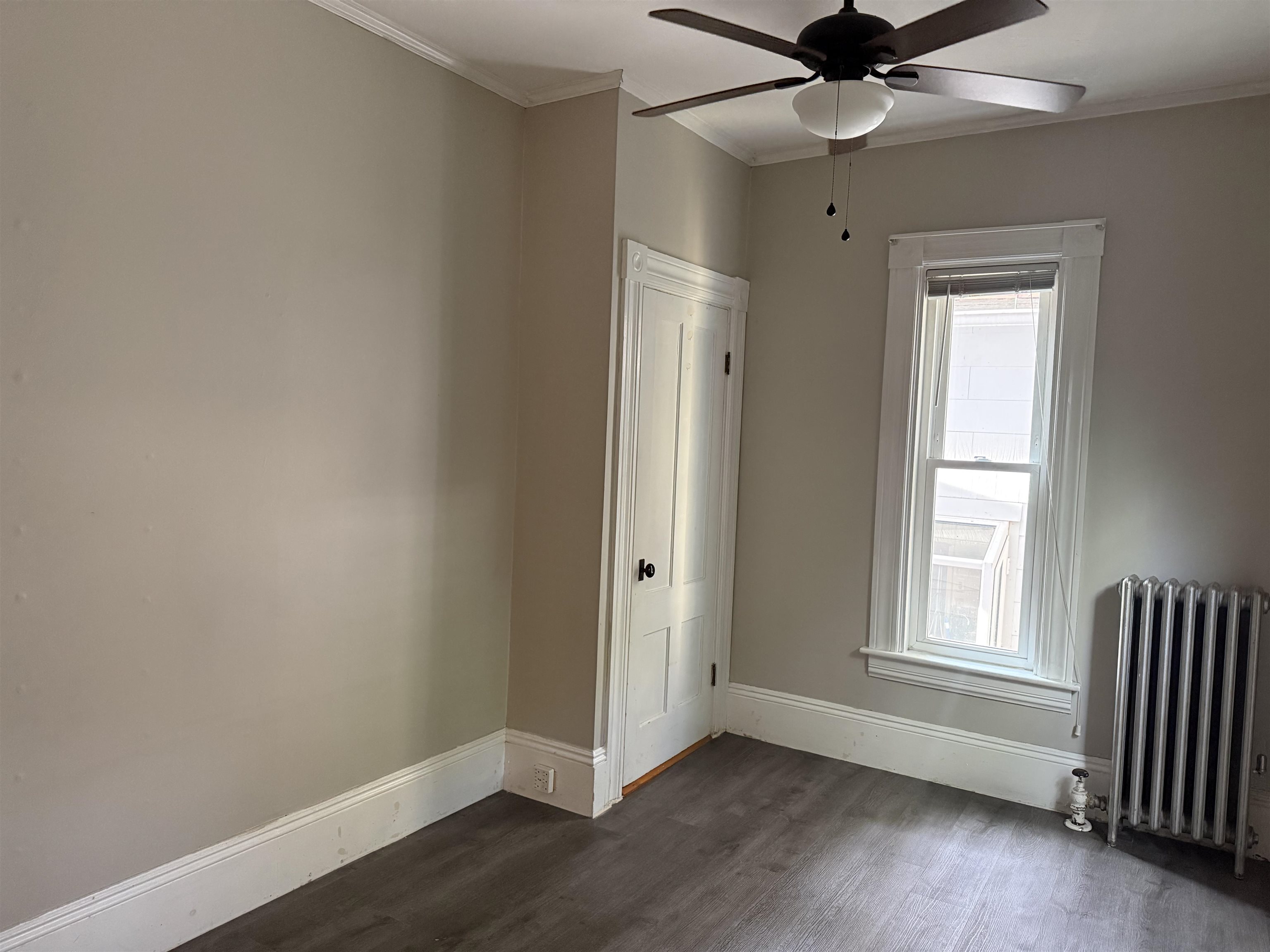 property viewer photo 24