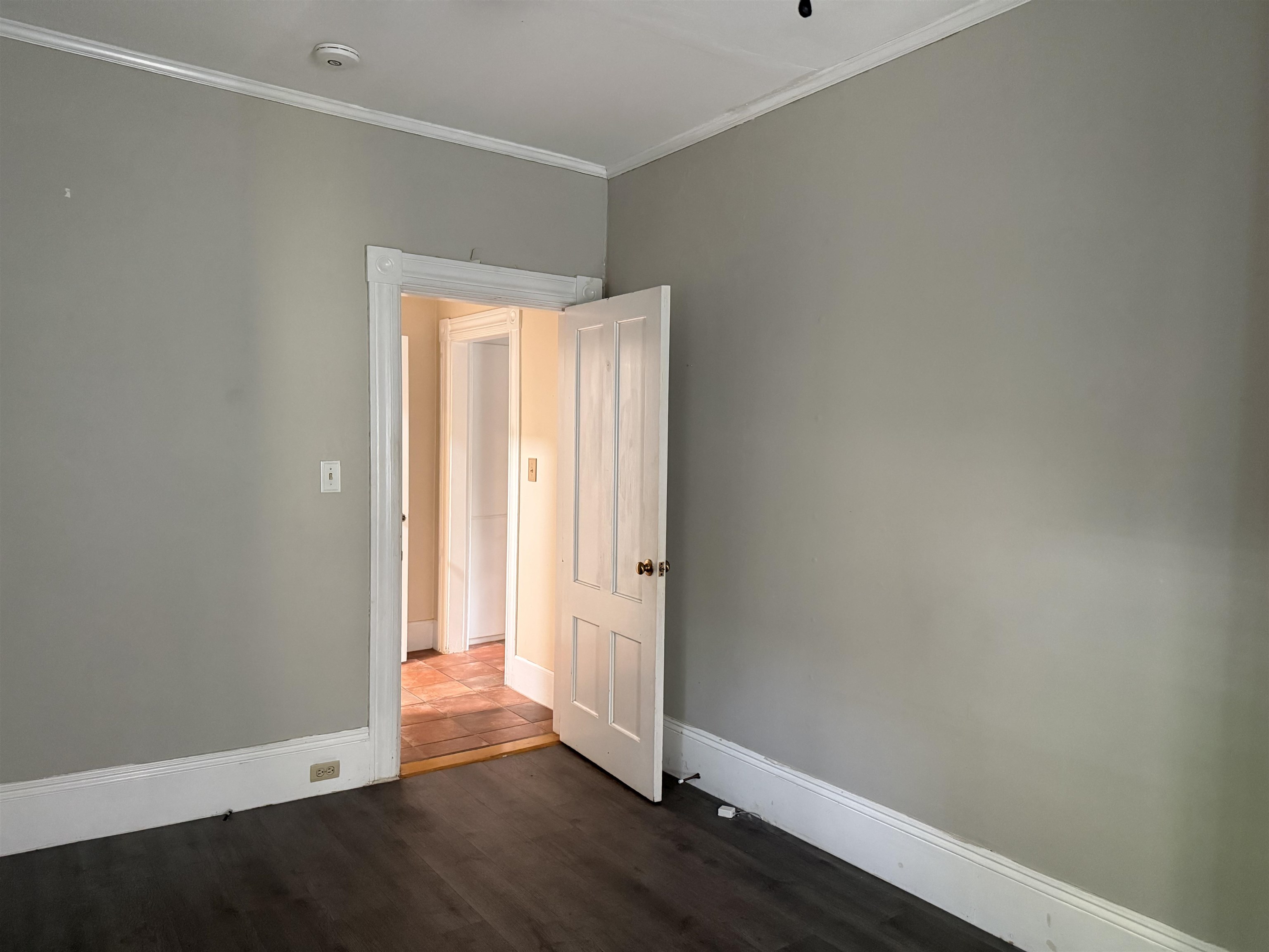 property viewer photo 25