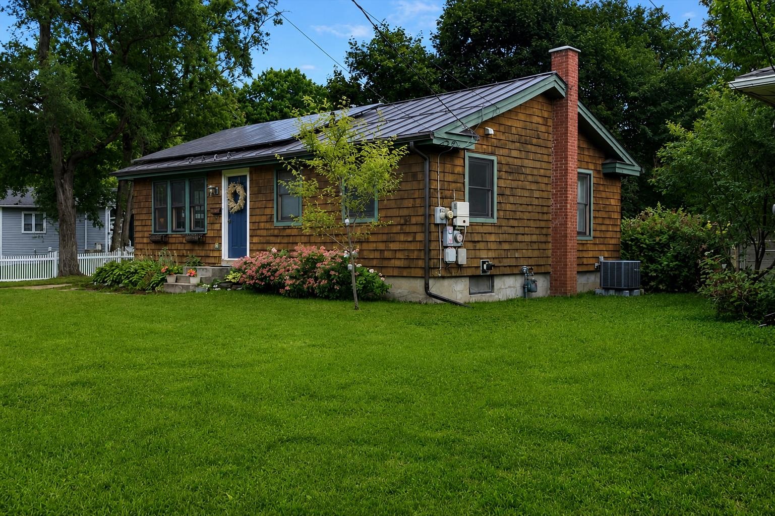 main property photo 32