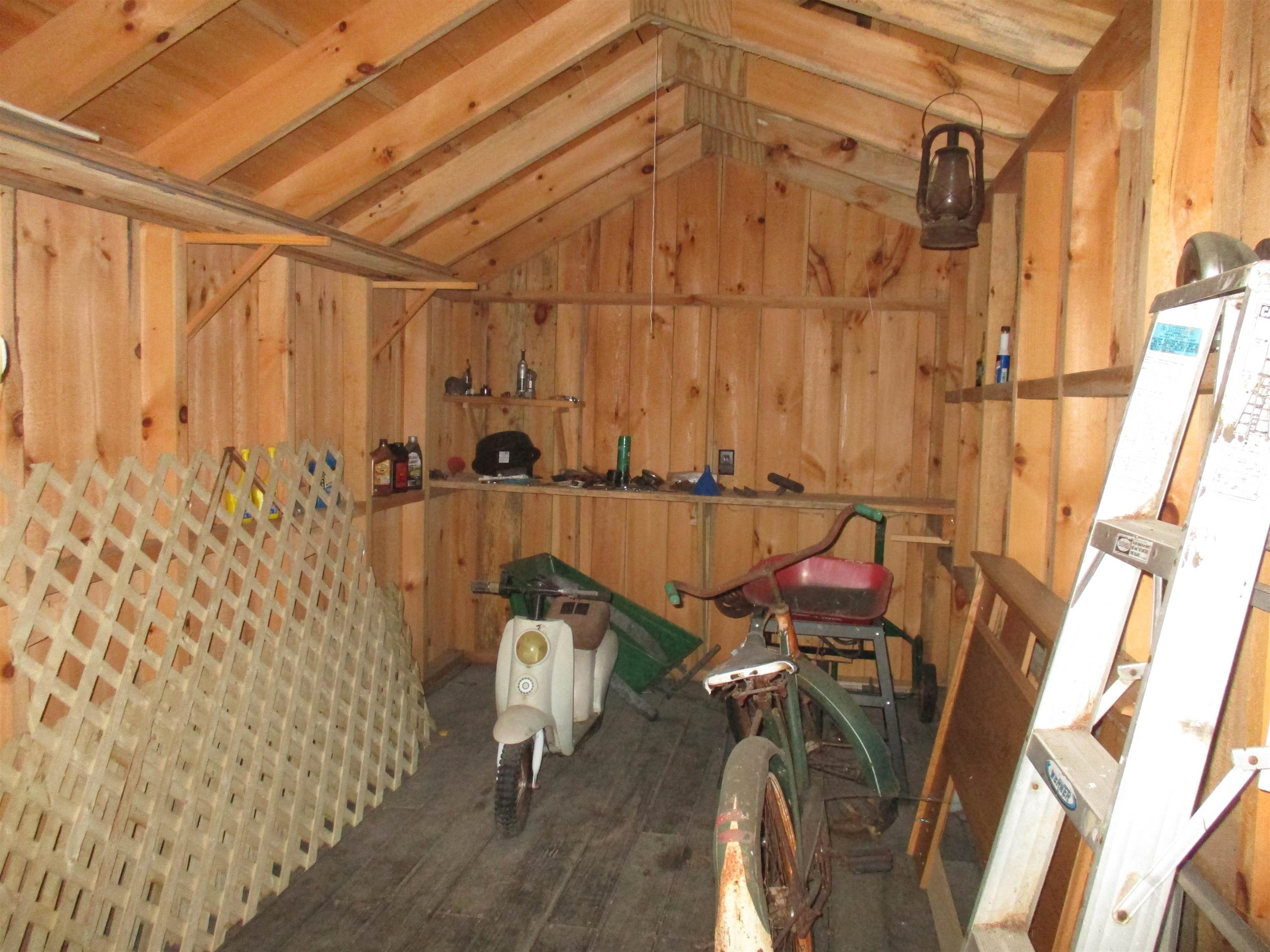 main property photo 13