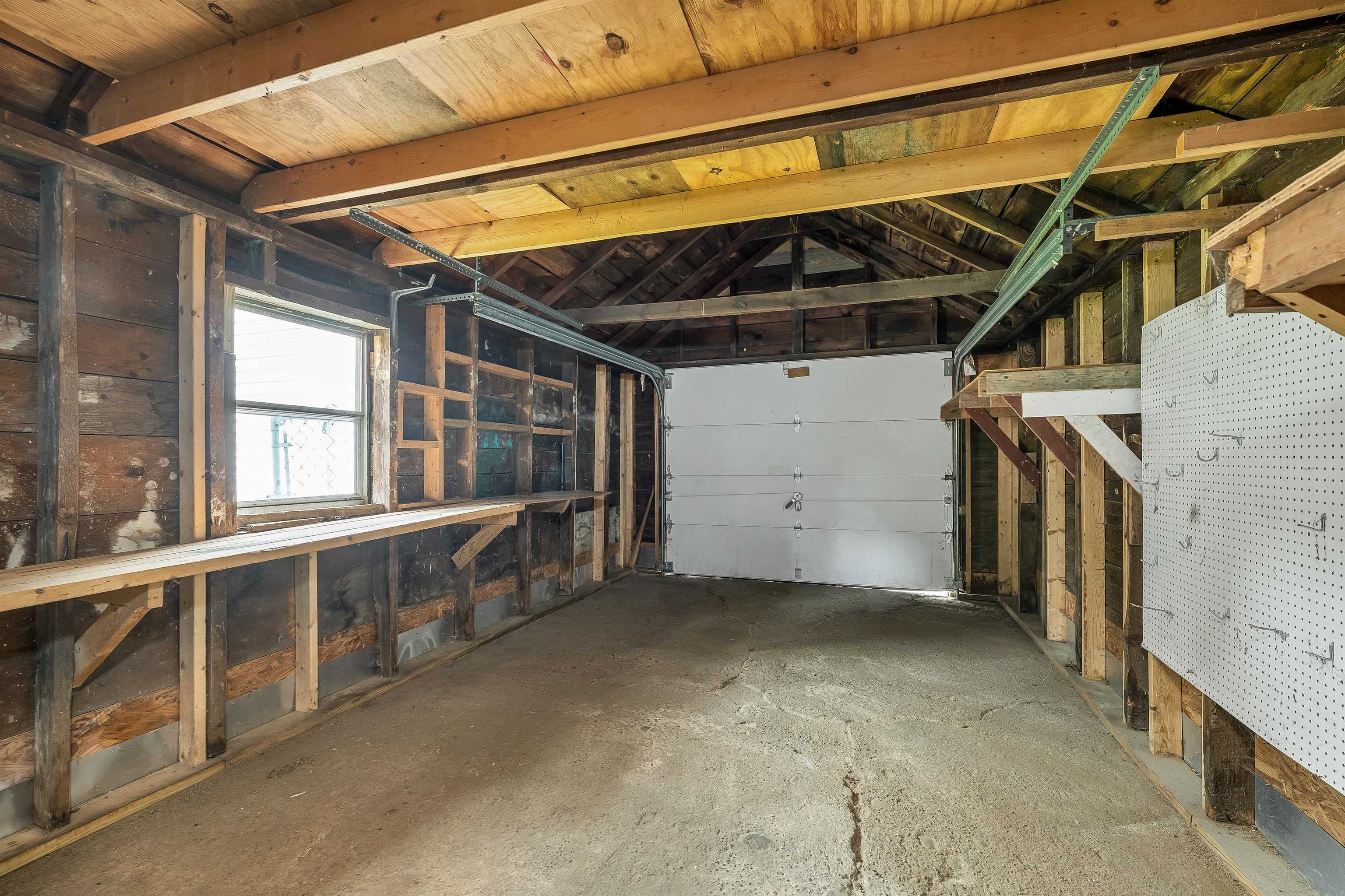 main property photo 58