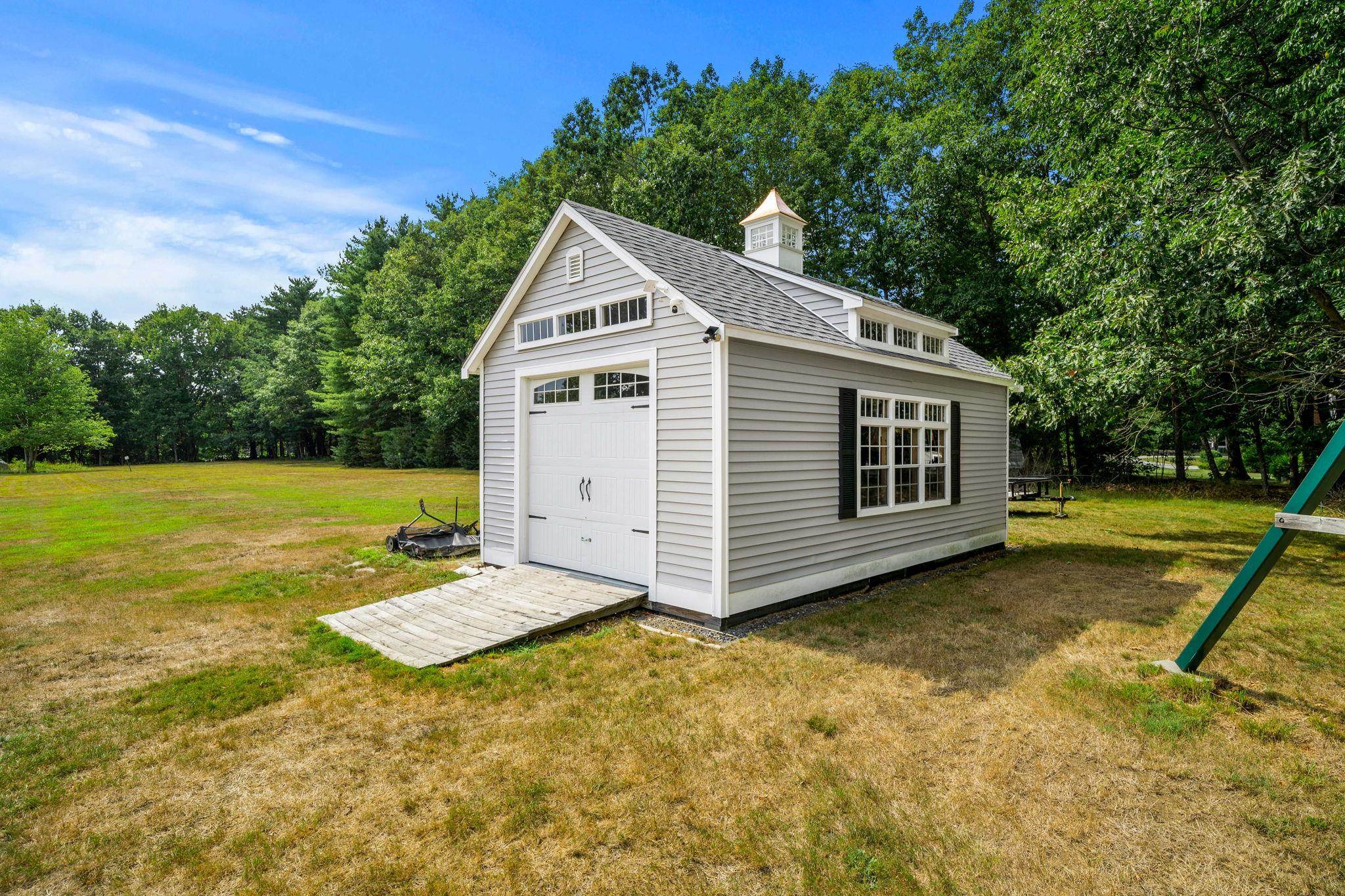 main property photo 47
