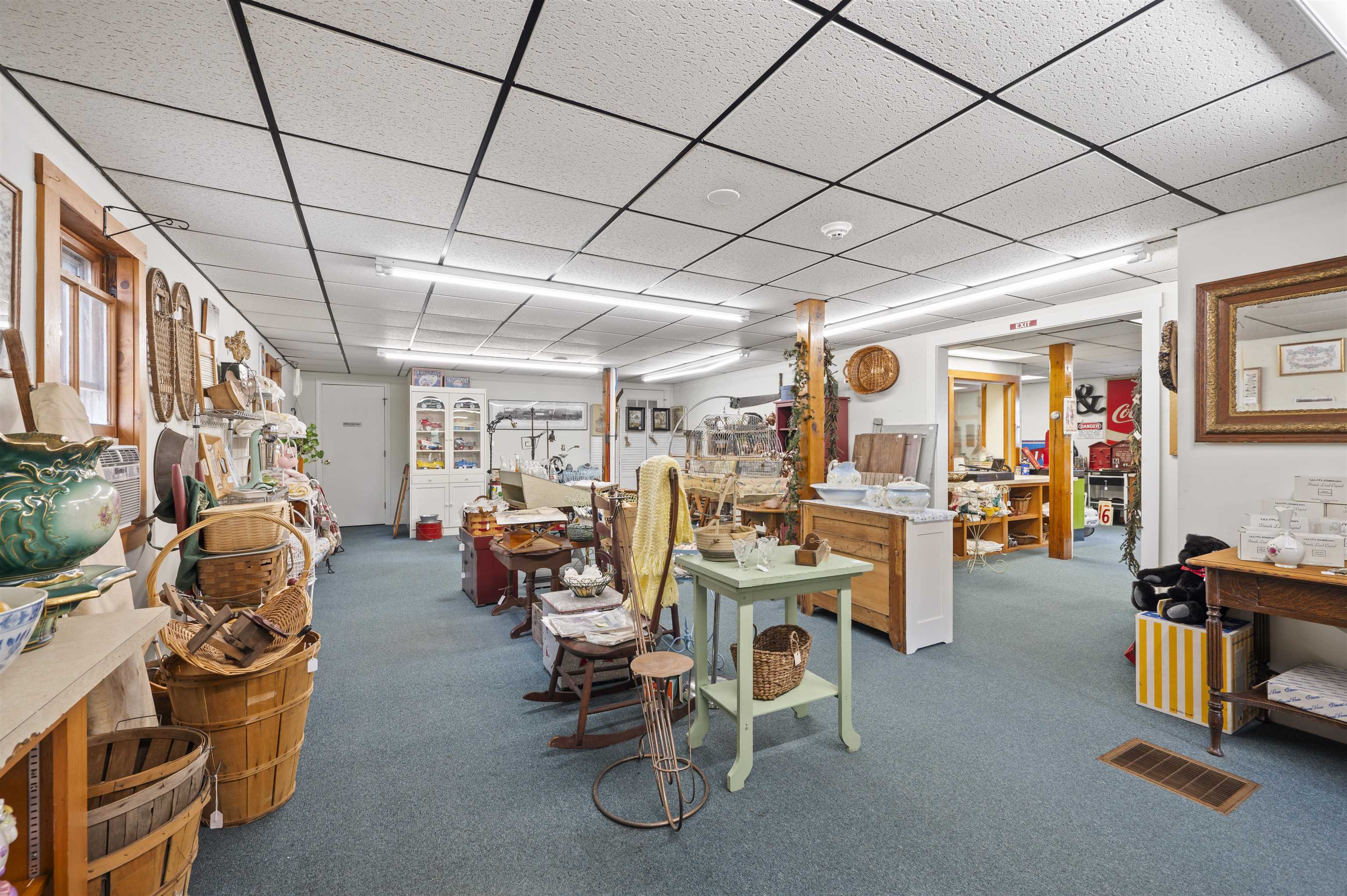 main property photo 35