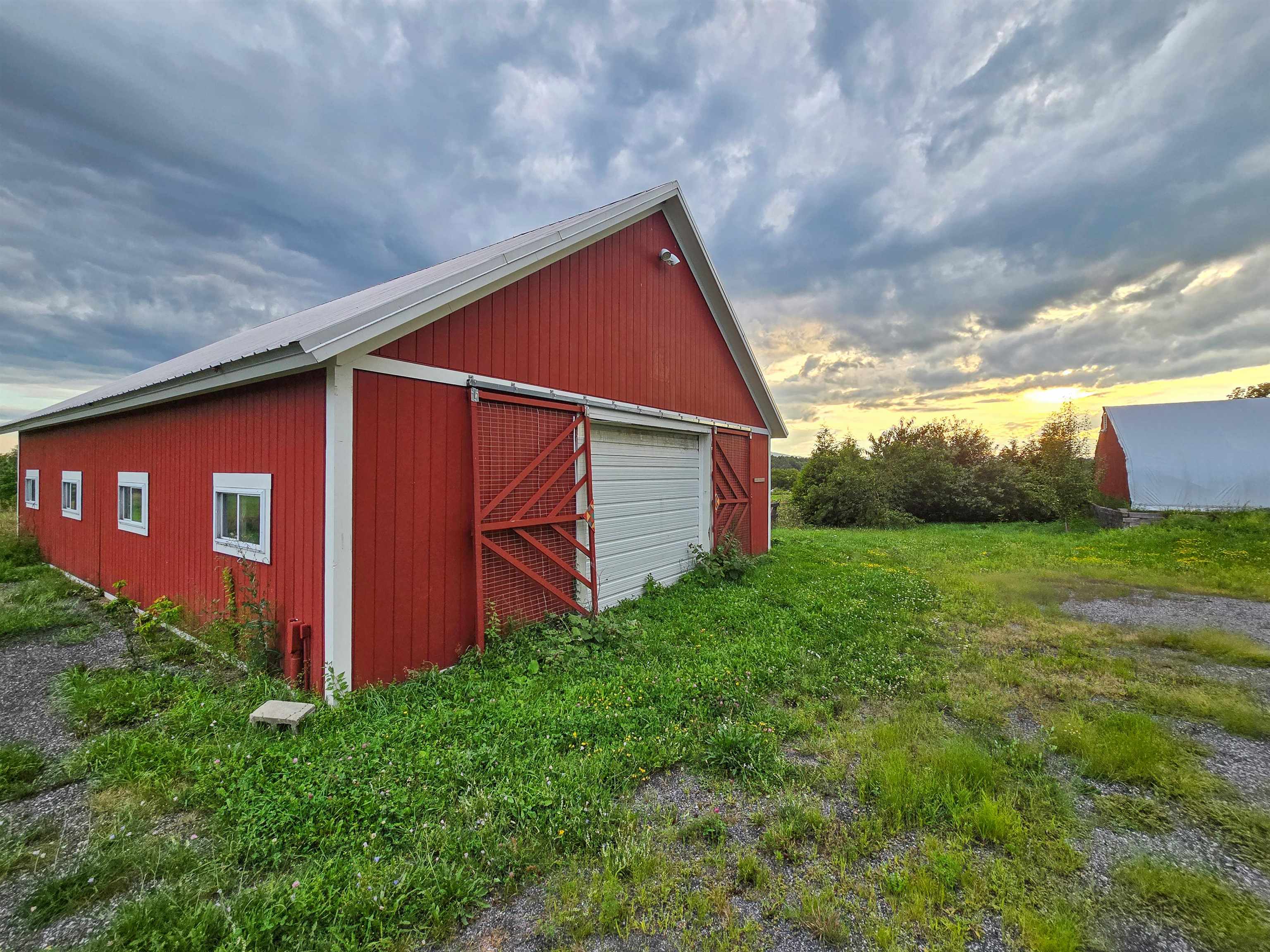 main property photo 39