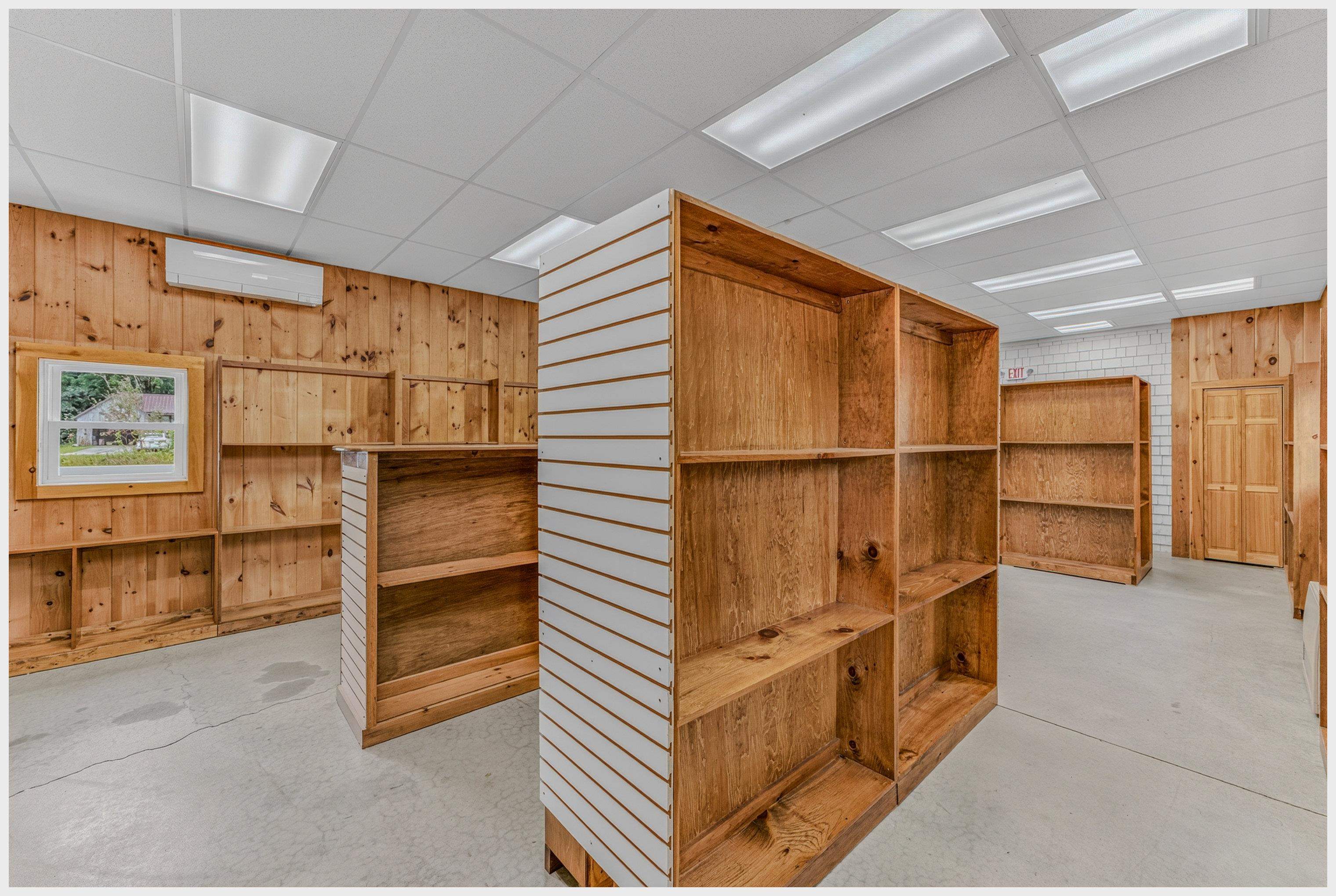 main property photo 35