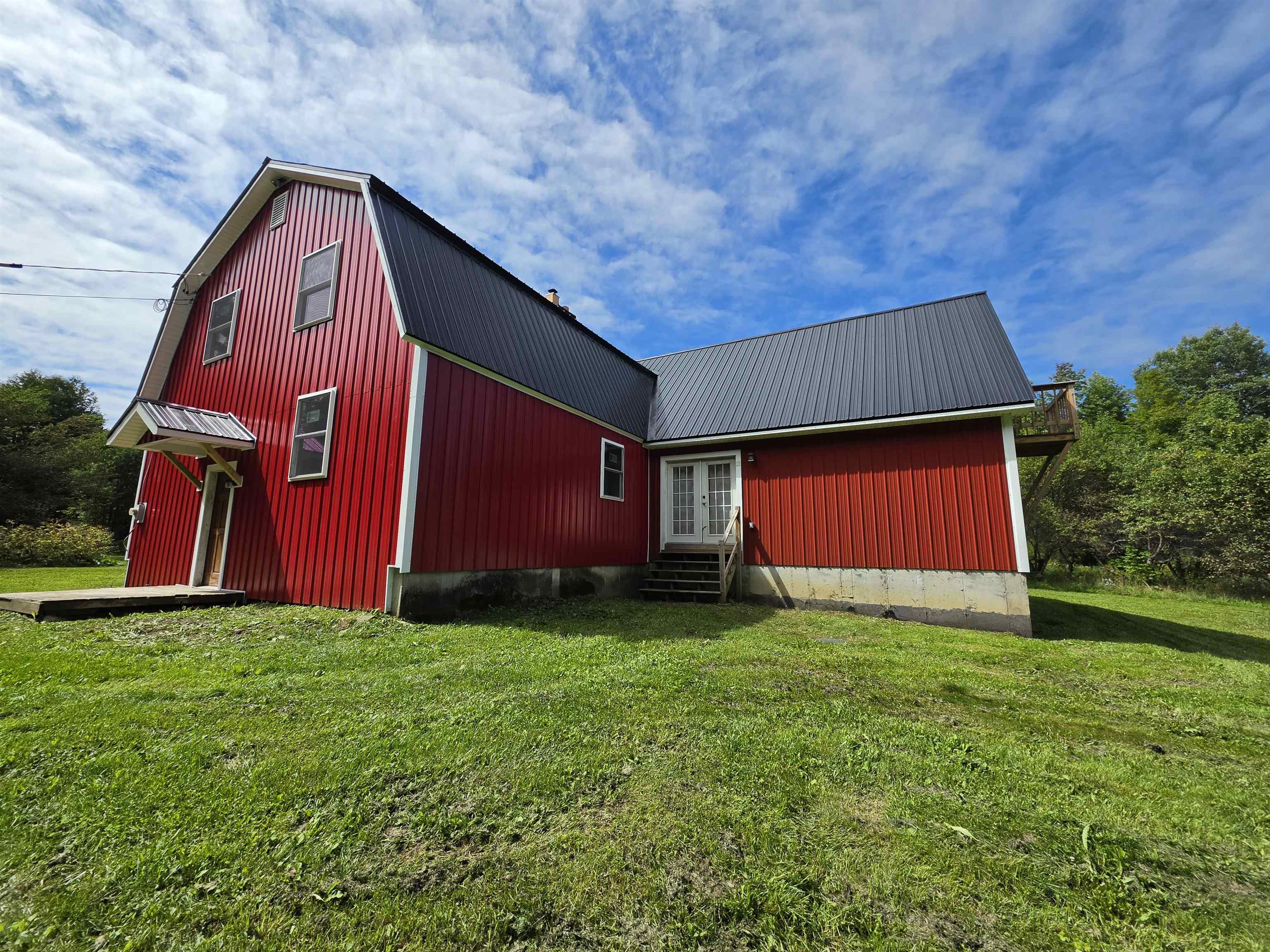 main property photo 7