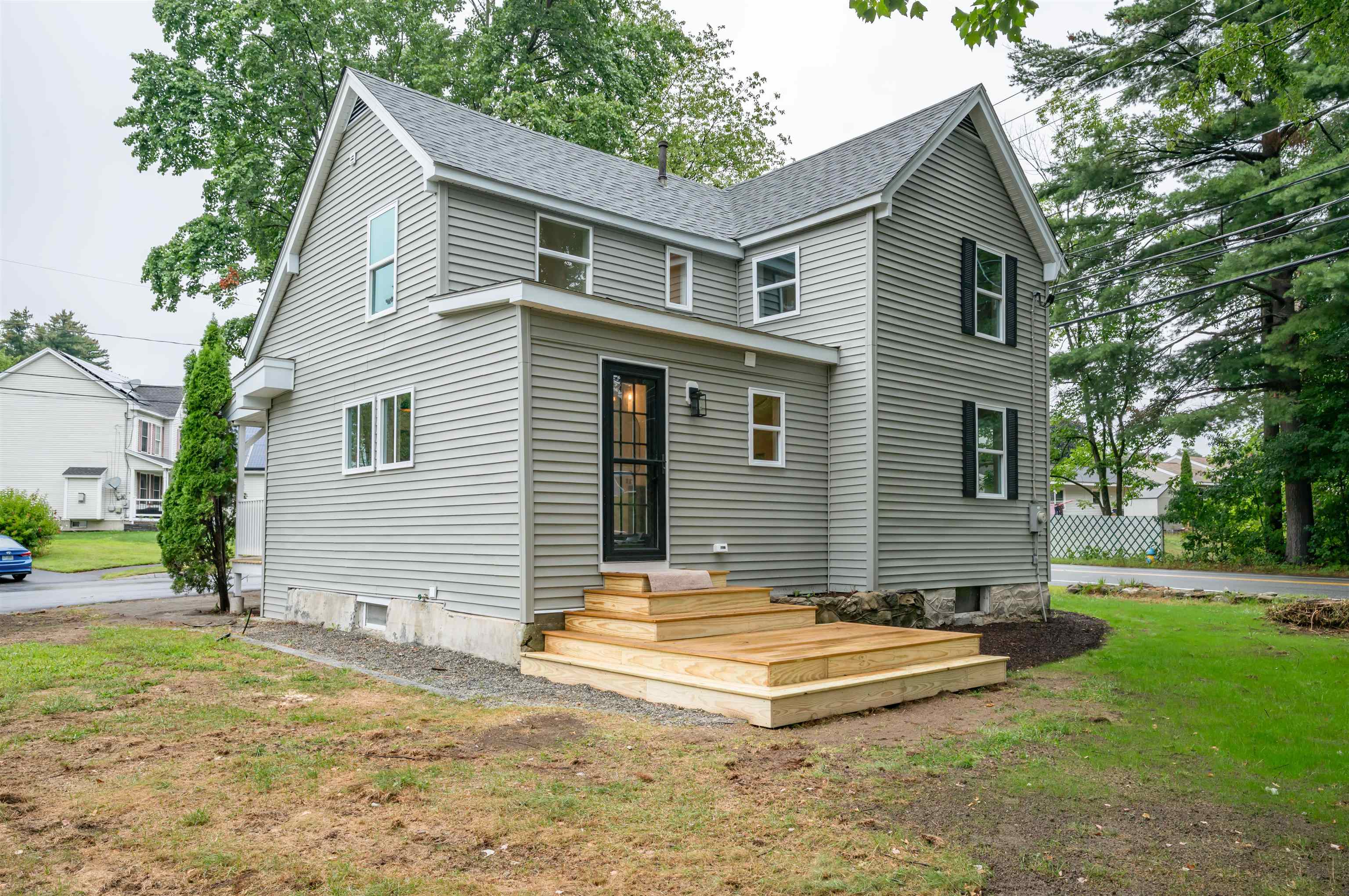 main property photo 34