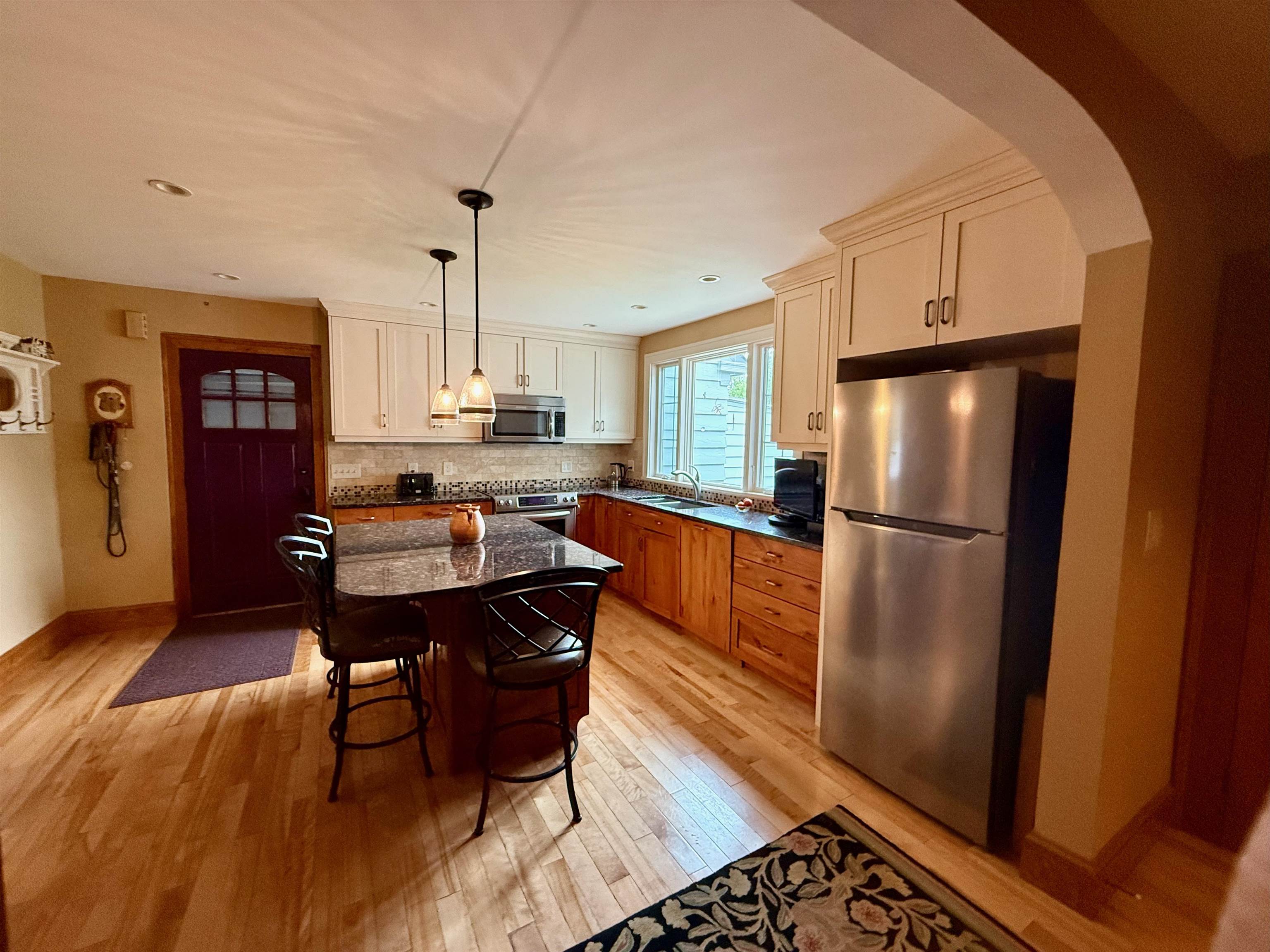 main property photo 23