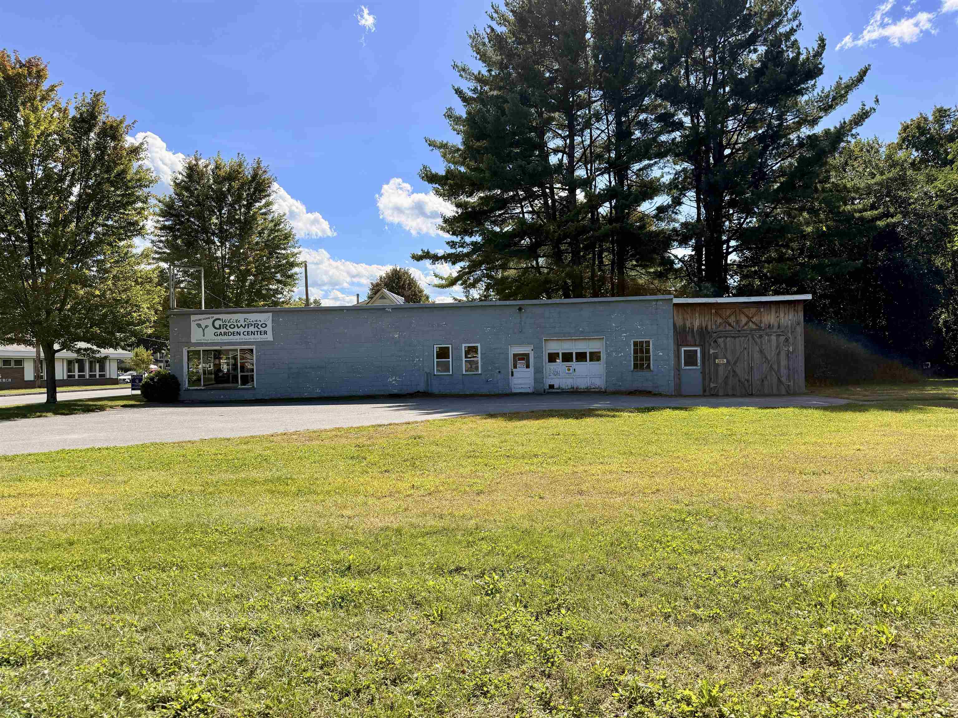 main property photo 12