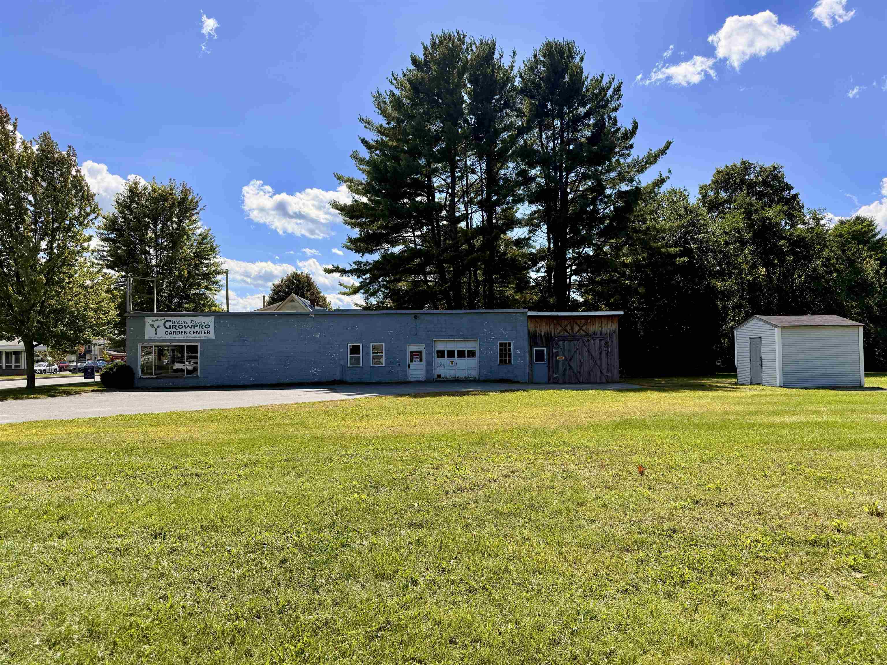 main property photo 16