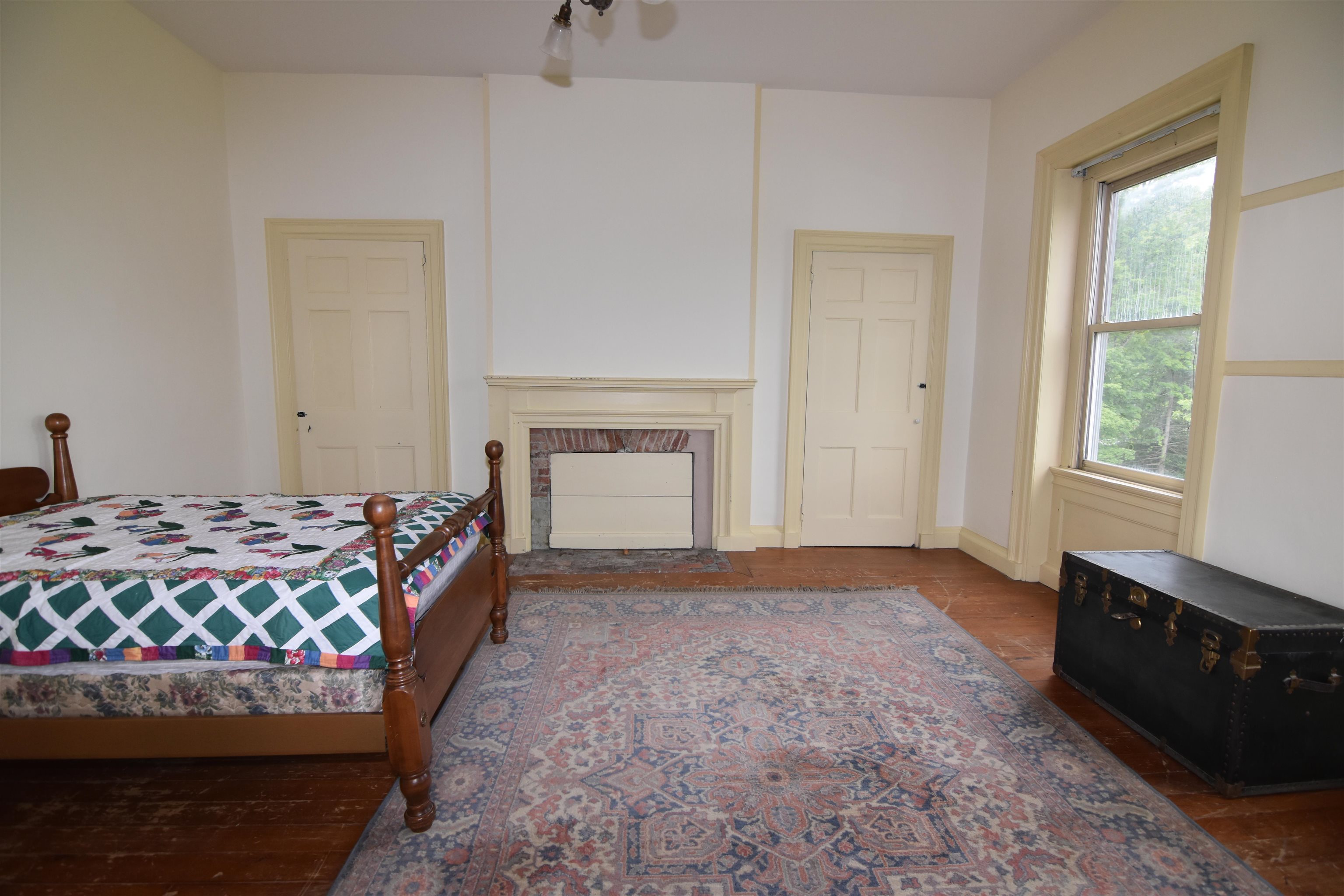 main property photo 25