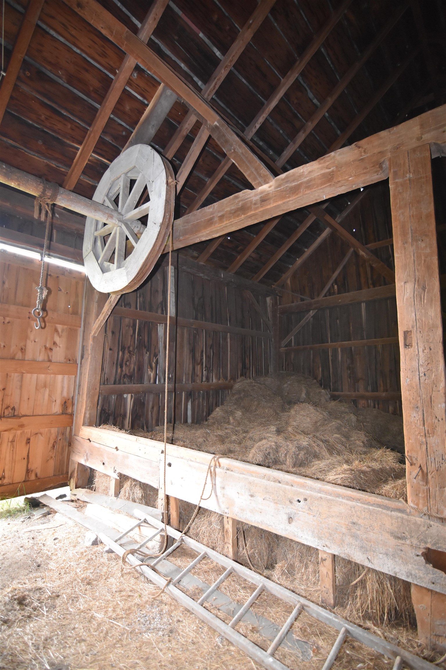 main property photo 33
