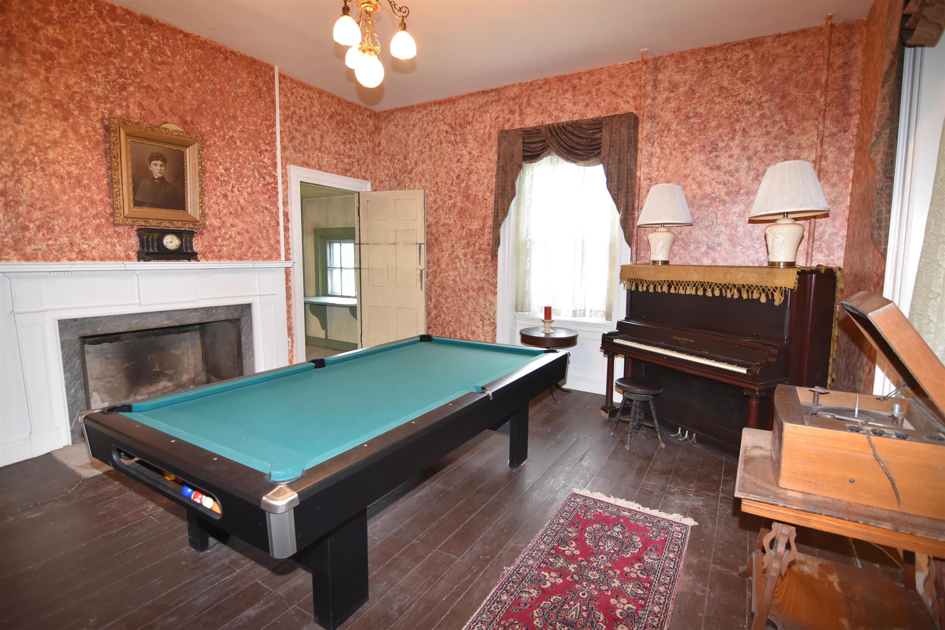 main property photo 4