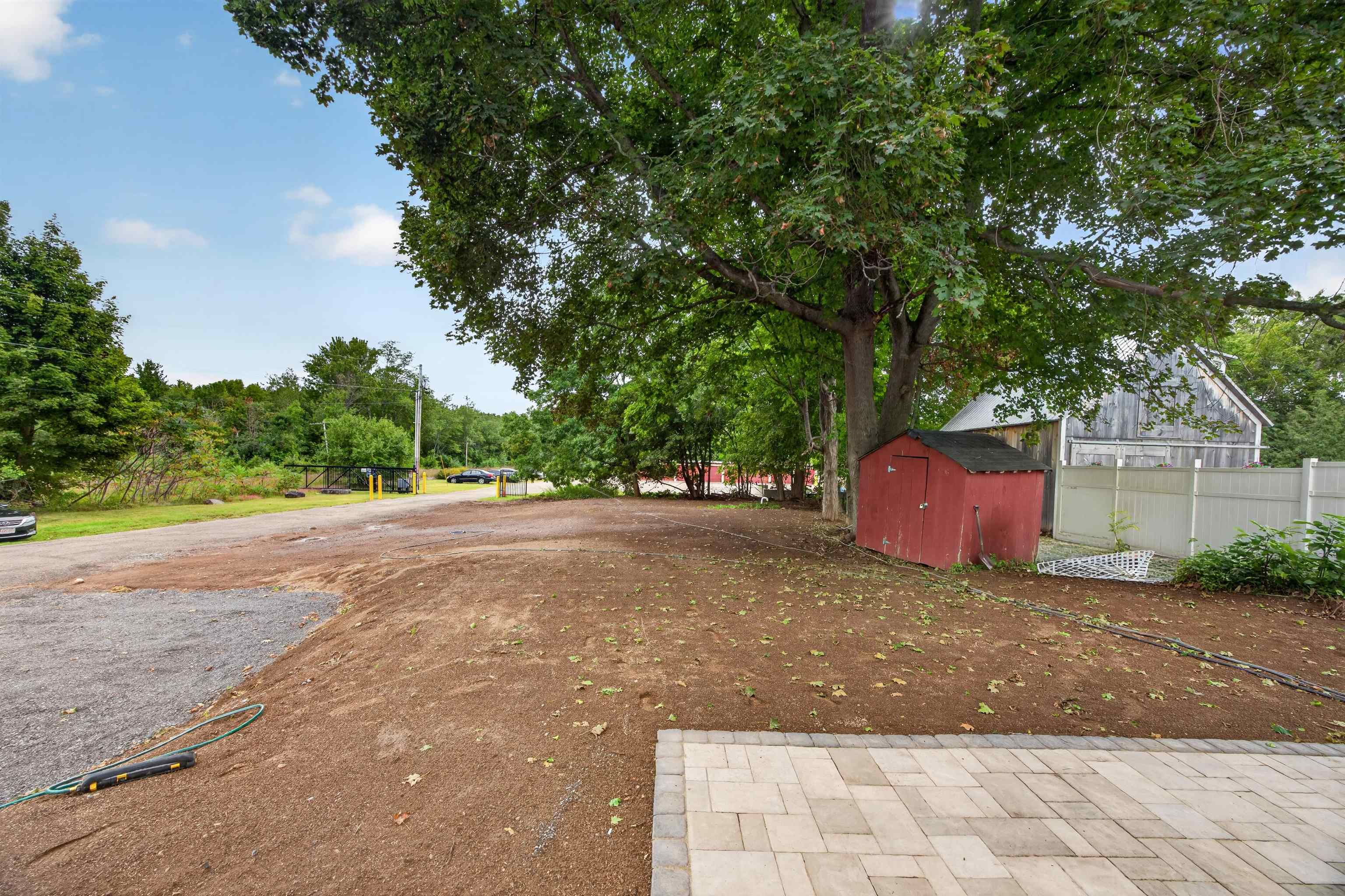 main property photo 43