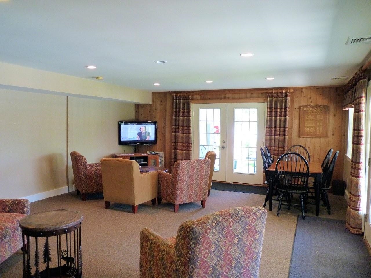 main property photo 49
