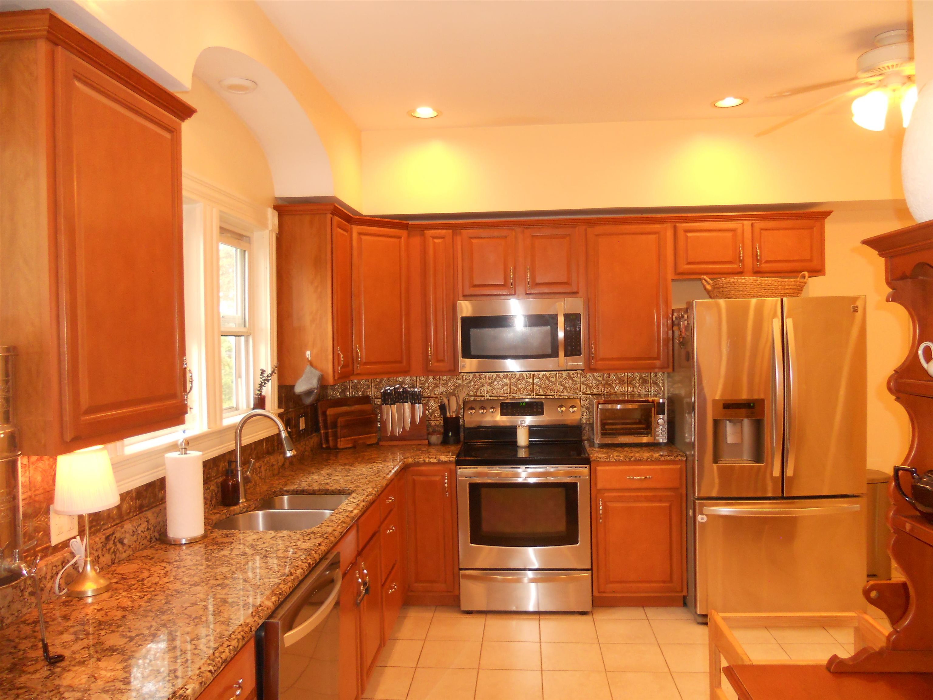 main property photo 12