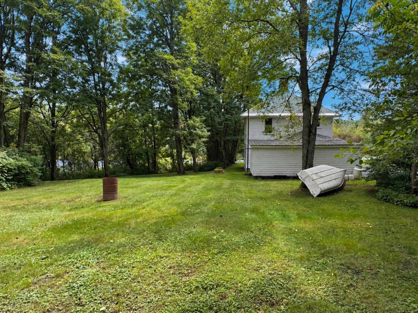 main property photo 22