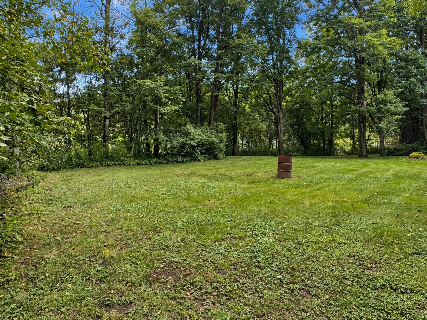 main property photo 23