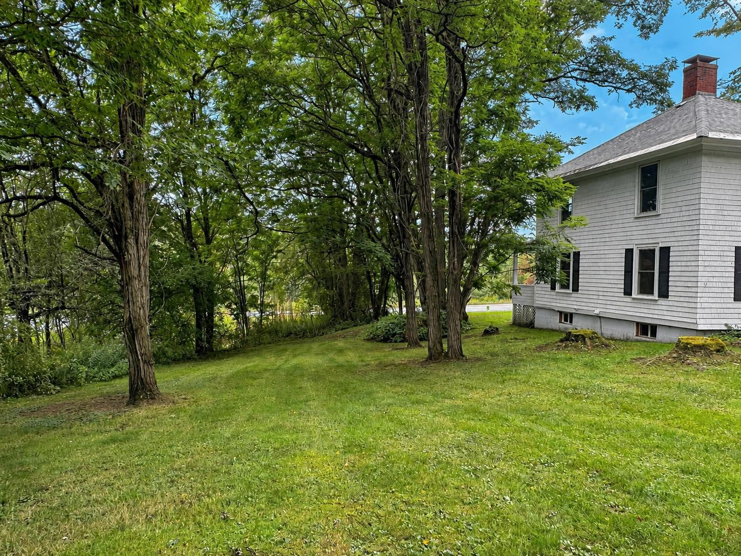 main property photo 24