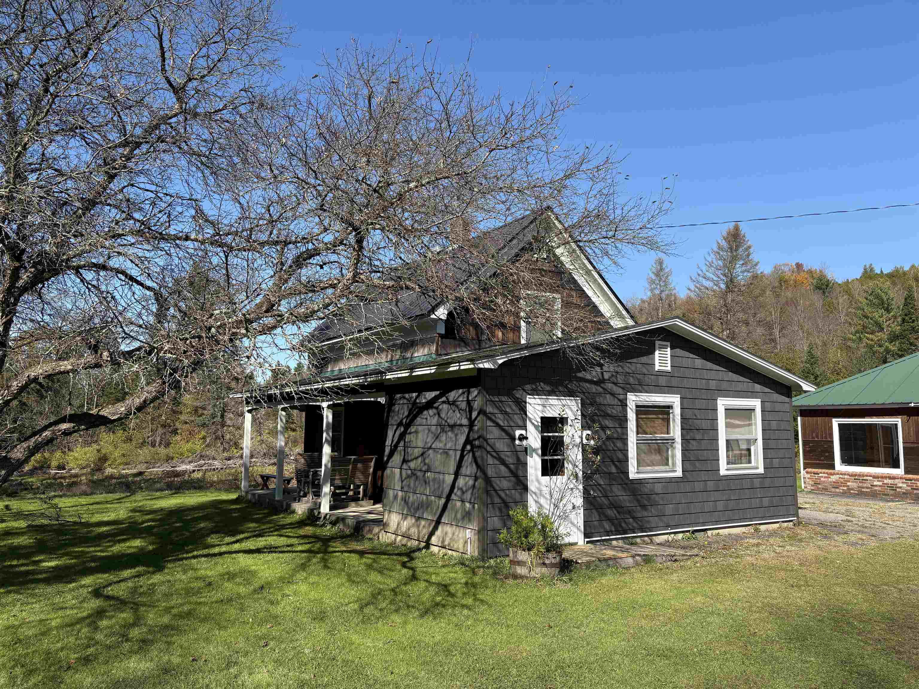 main property photo 36