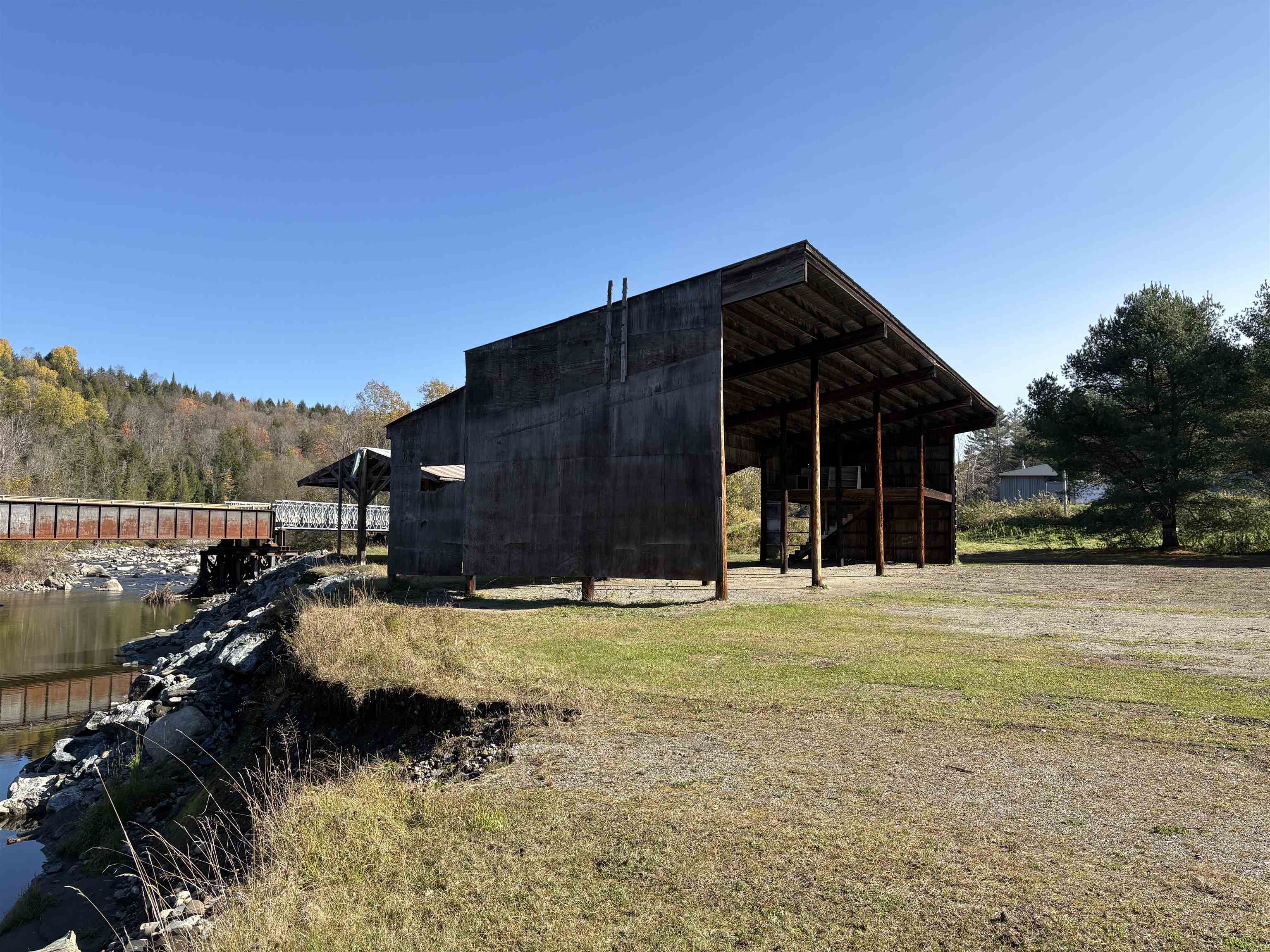 main property photo 43
