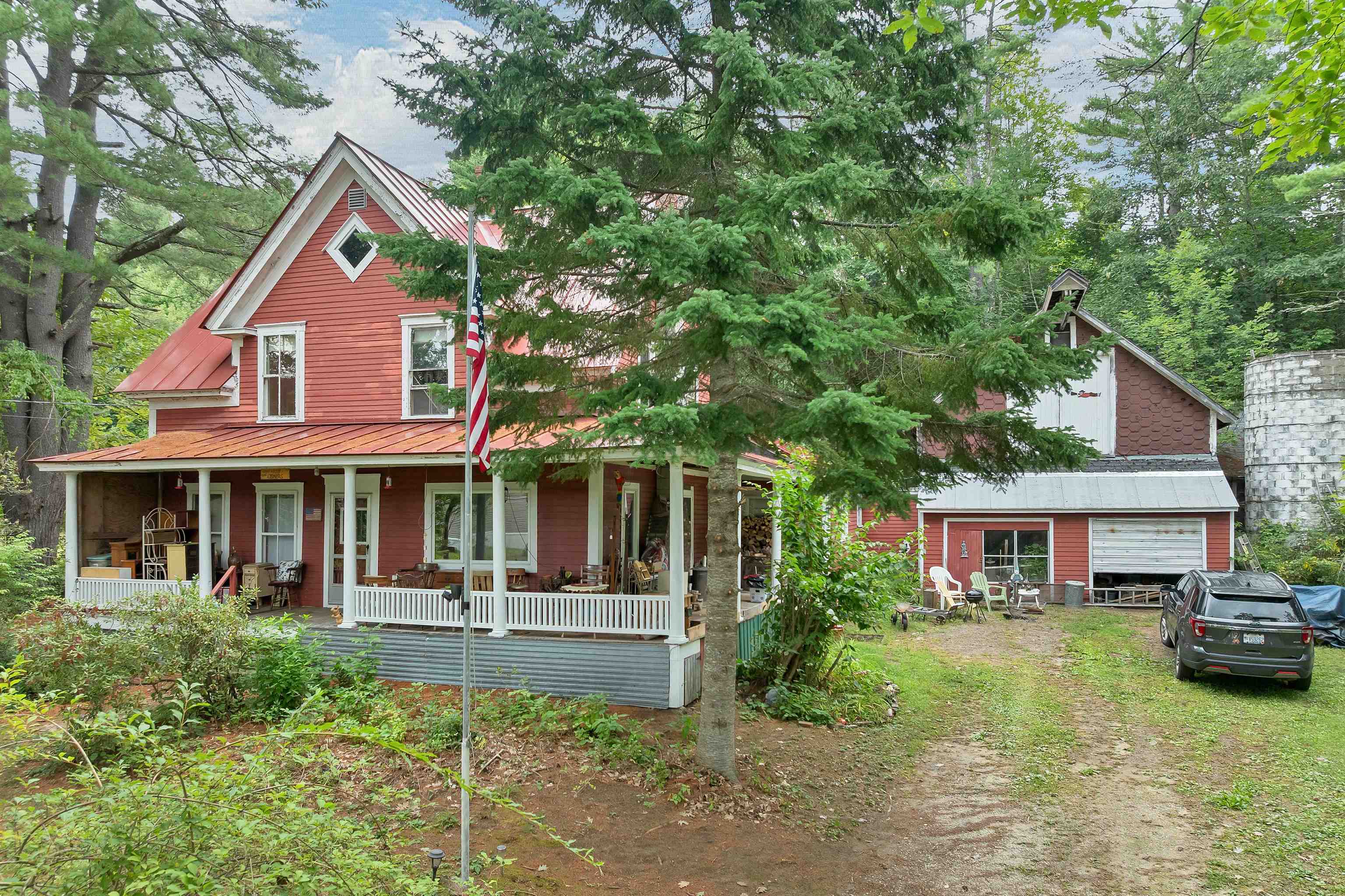main property photo 41