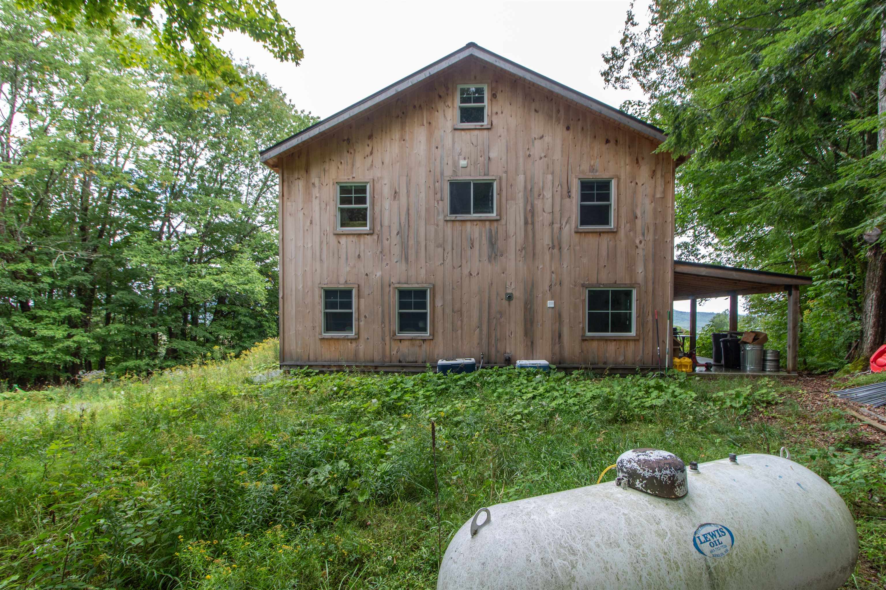 main property photo 33