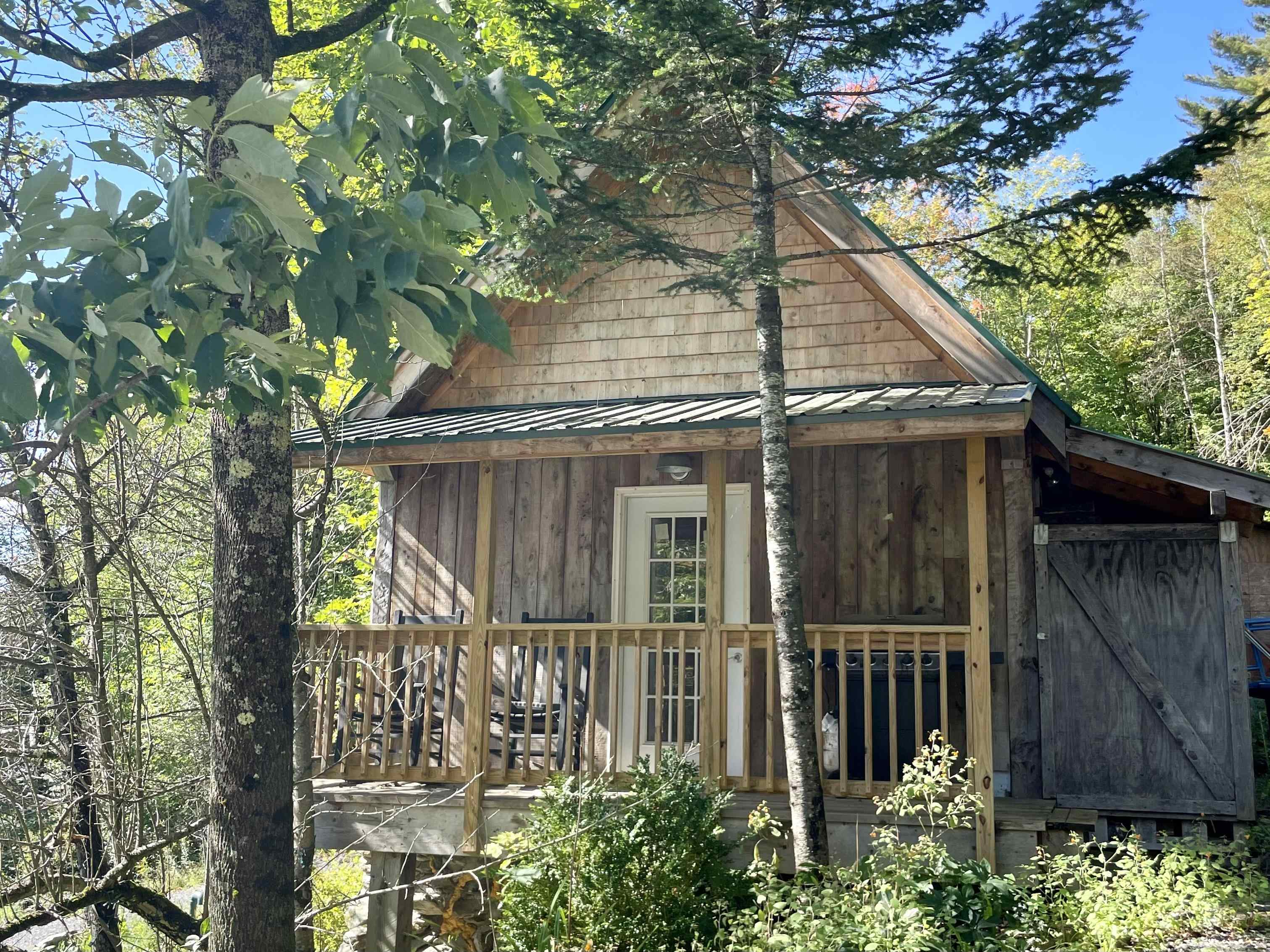 main property photo 35