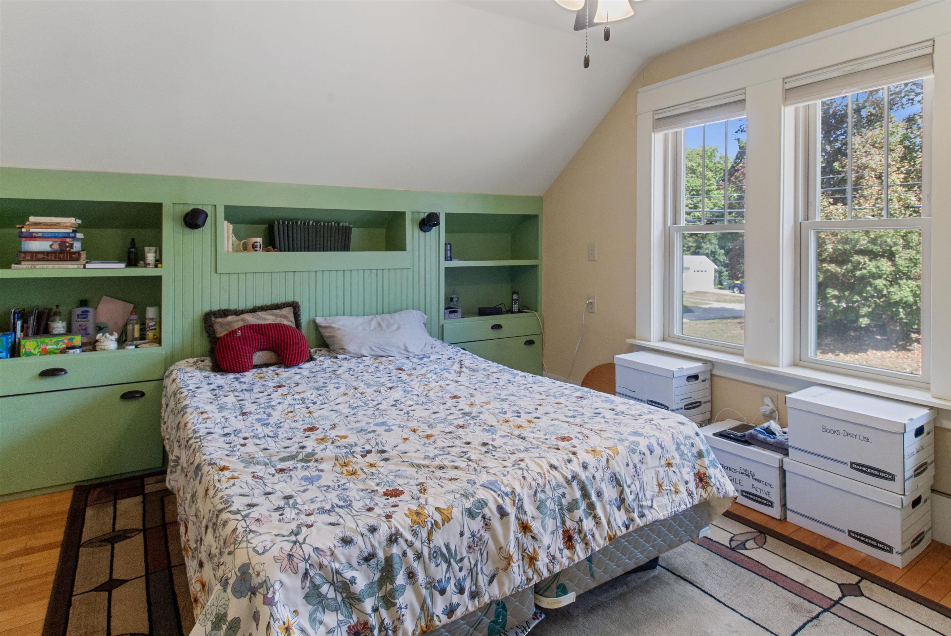 main property photo 37