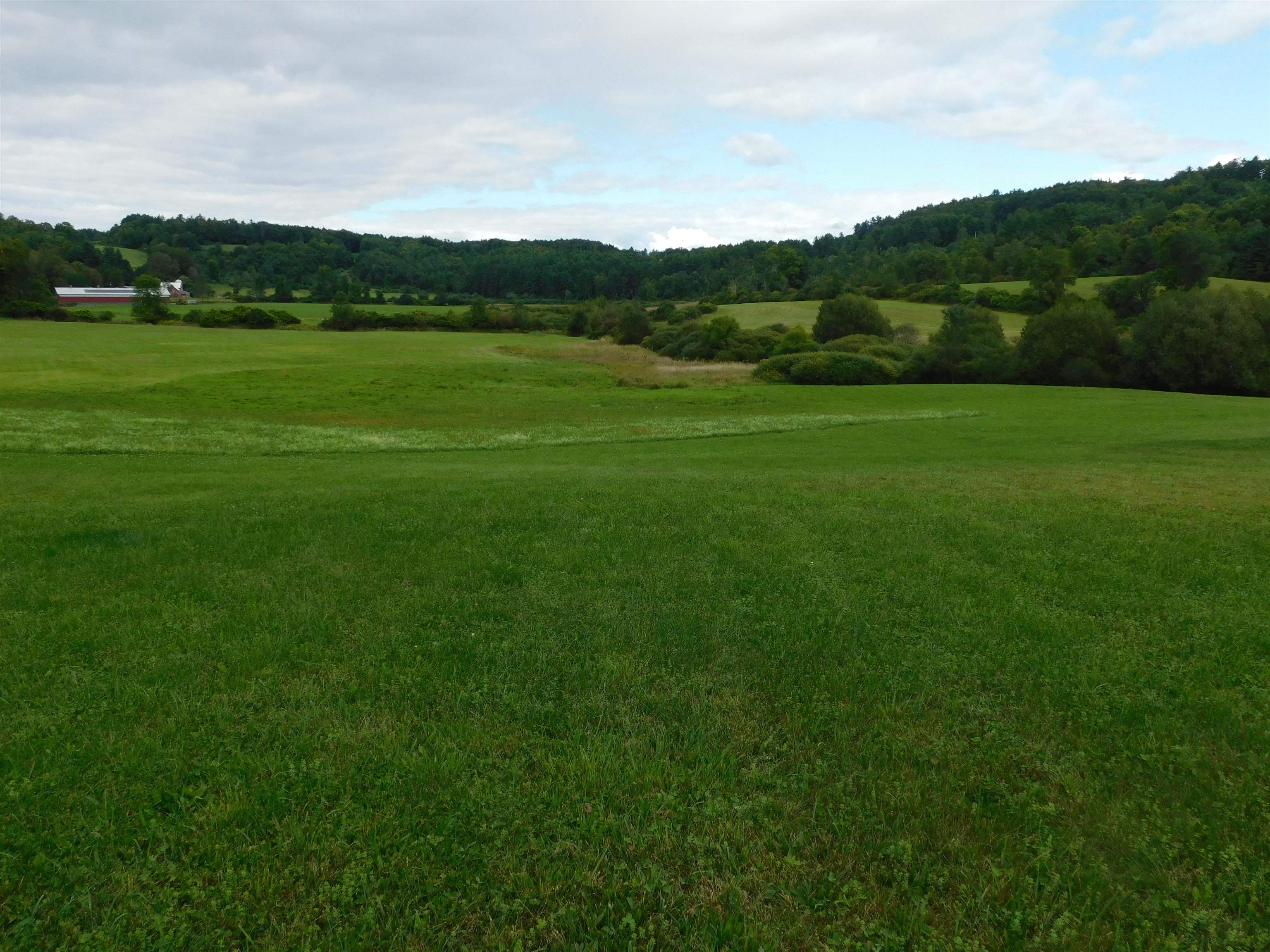 main property photo 9