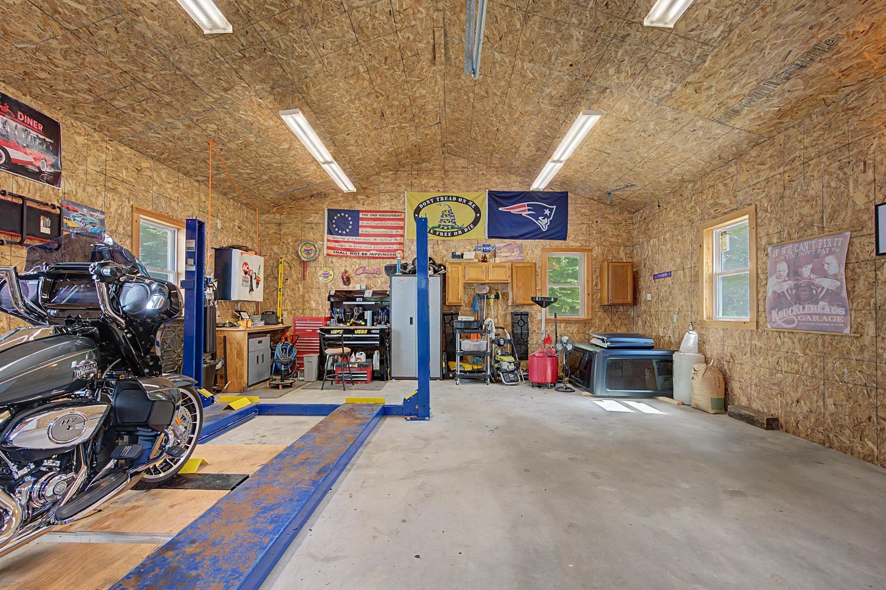 main property photo 43