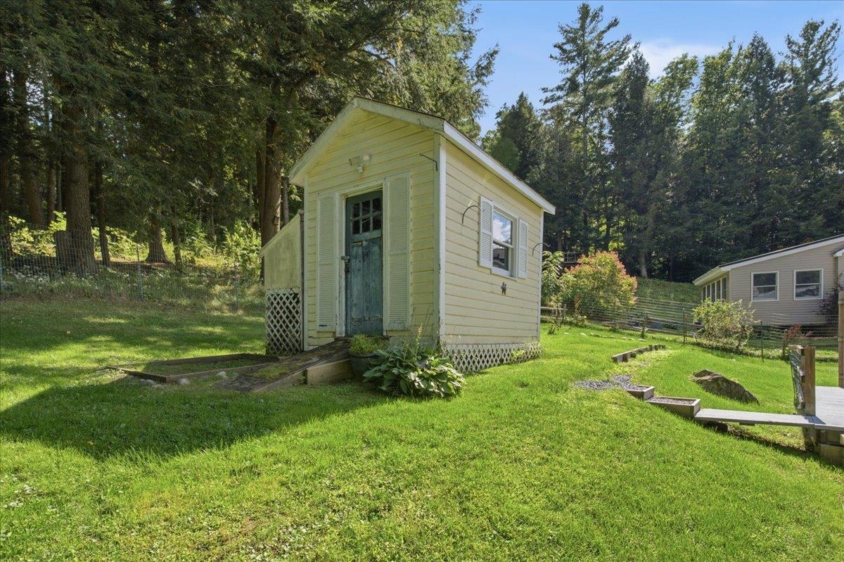 main property photo 41