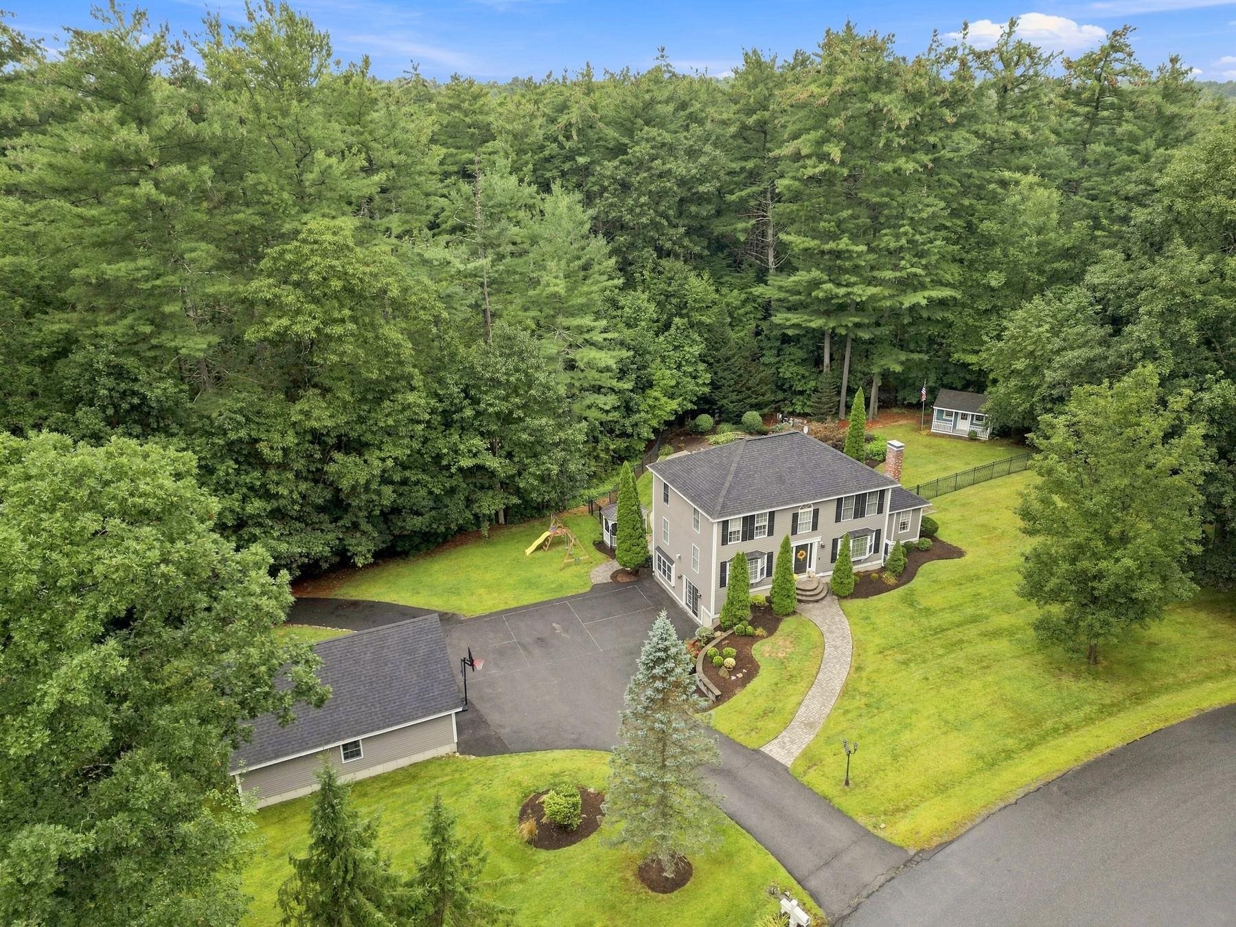 main property photo 7