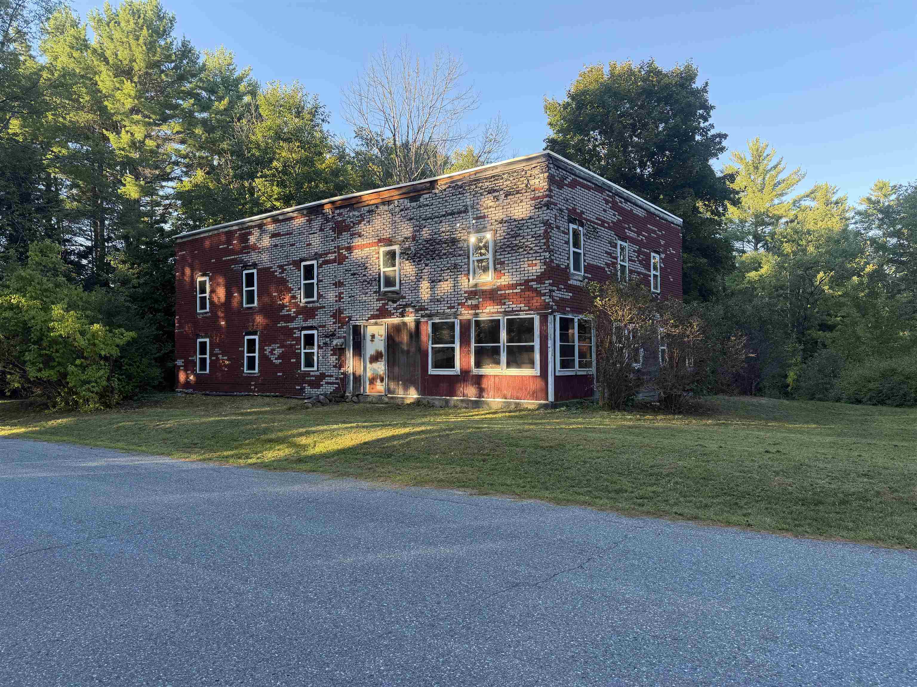 main property photo 17