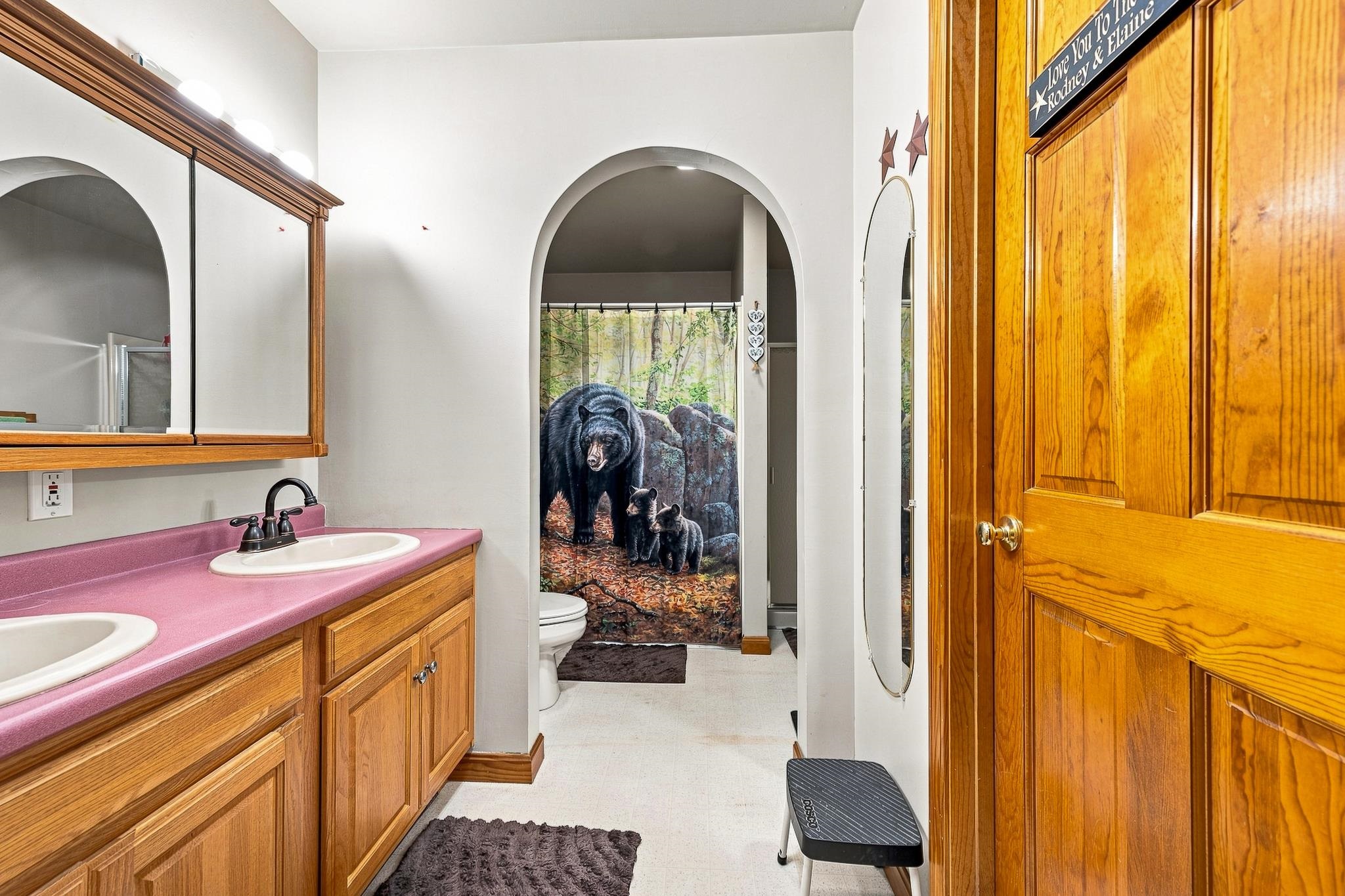 main property photo 28