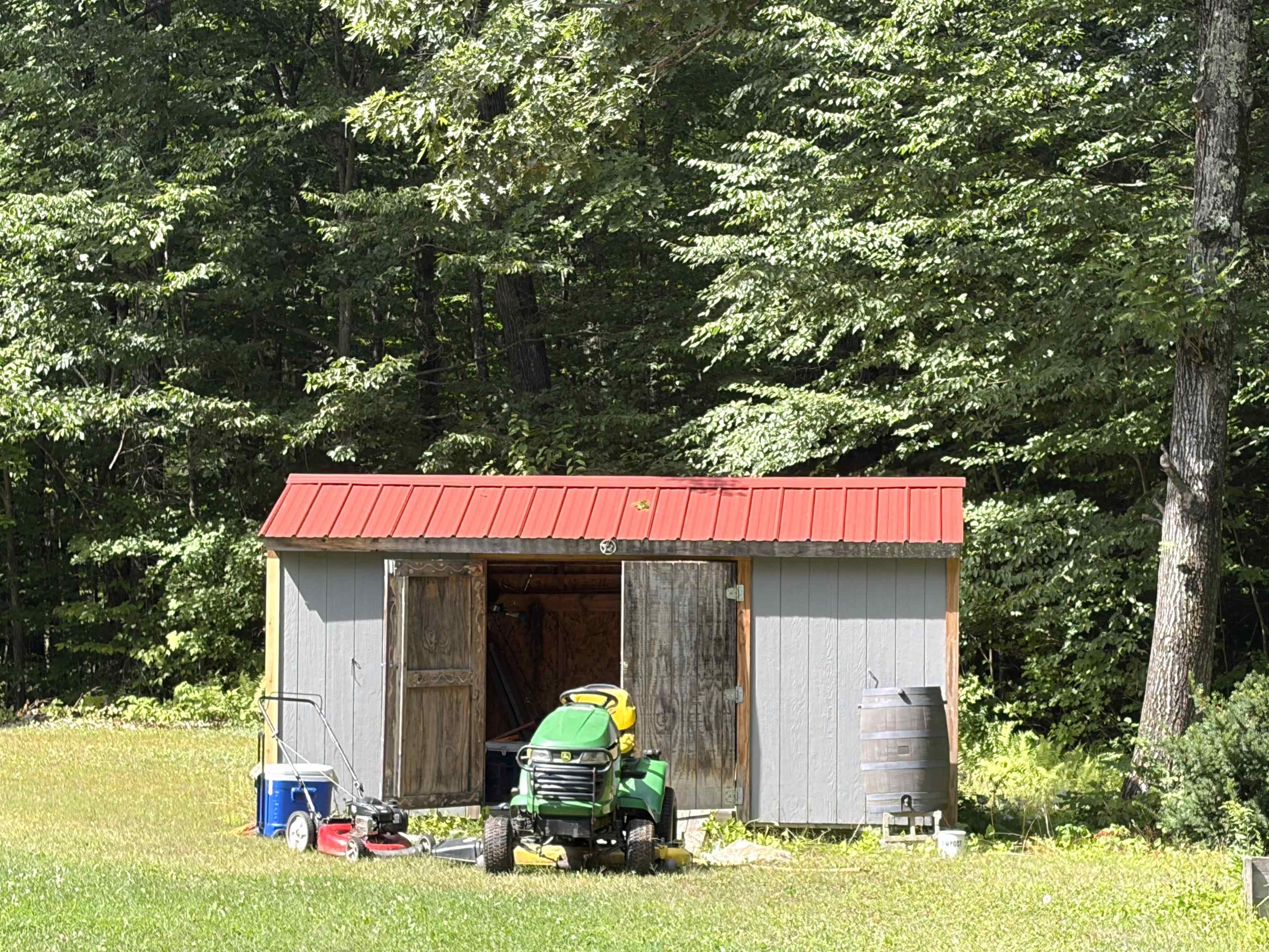 main property photo 41
