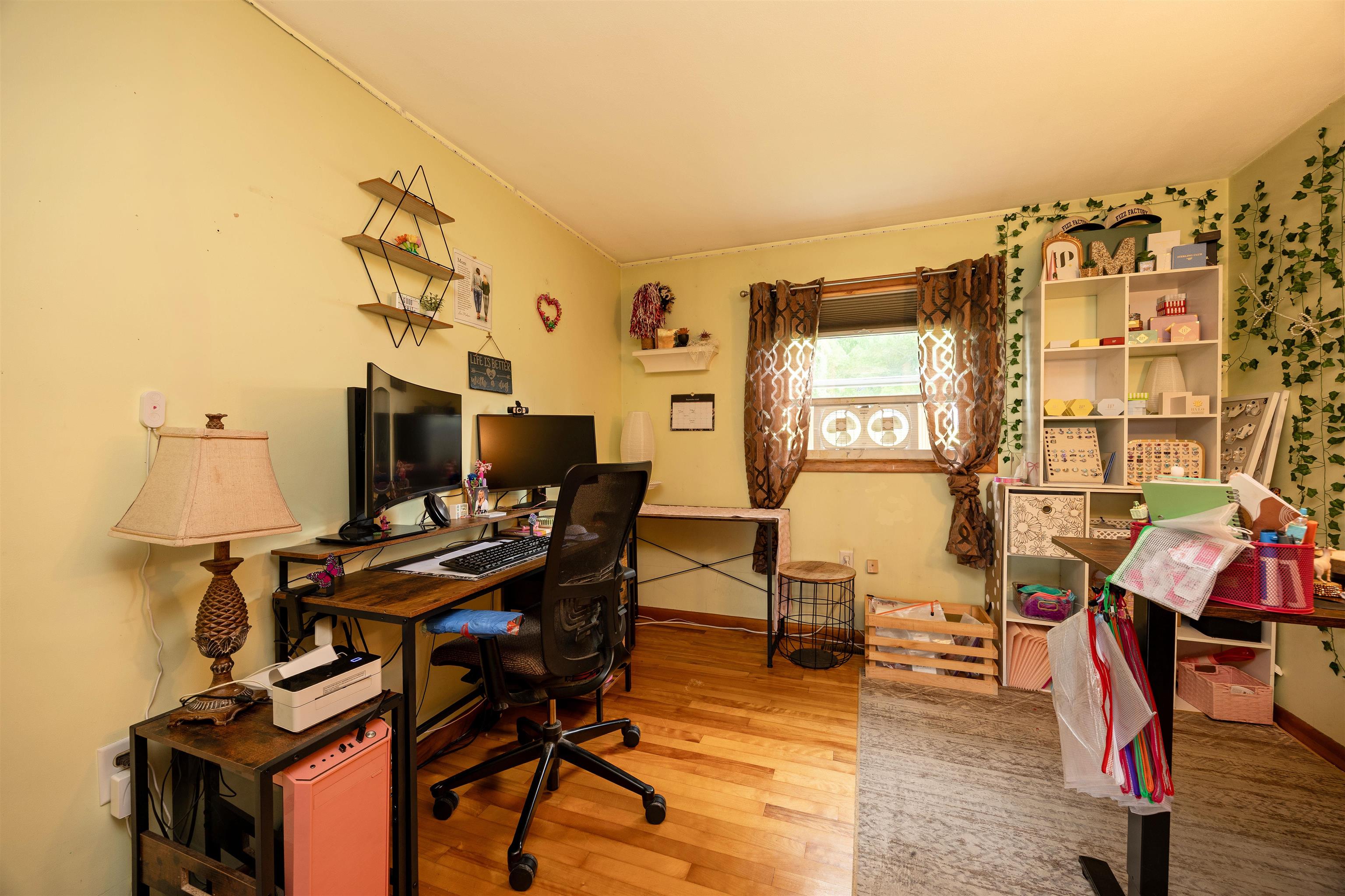 main property photo 24