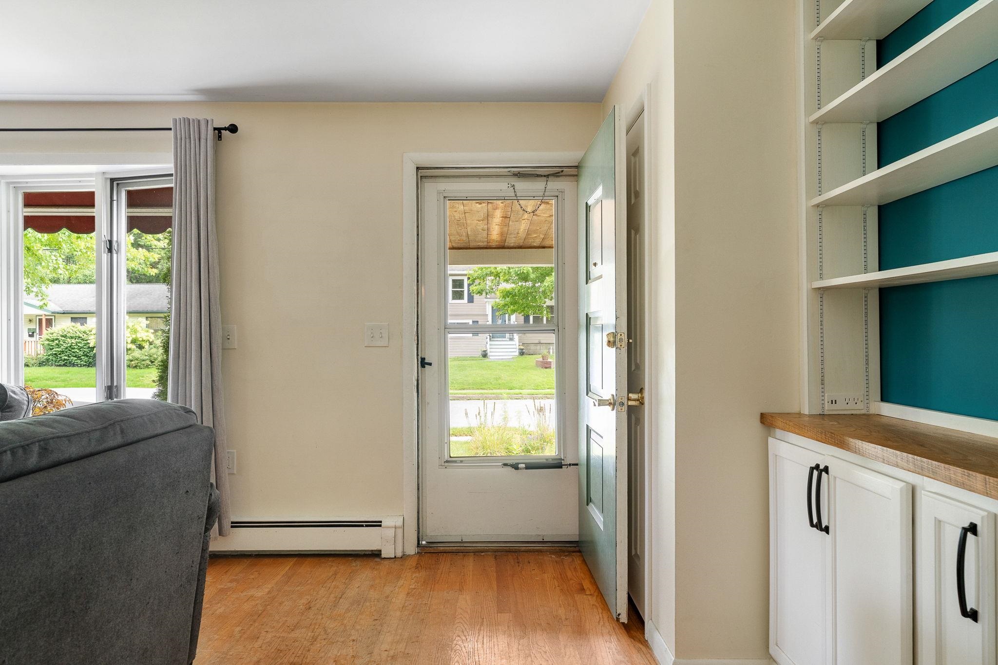 main property photo 7
