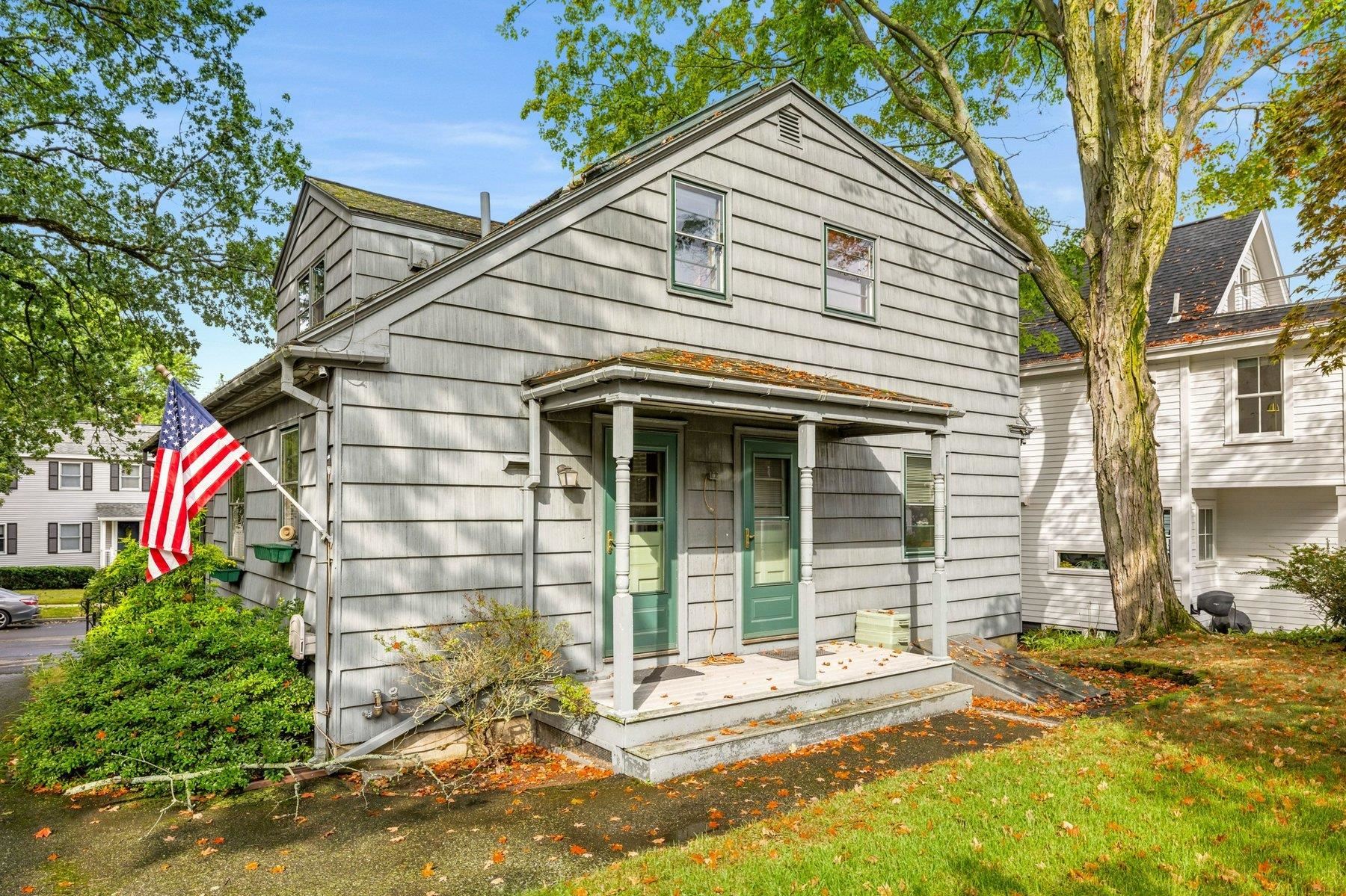 main property photo 36