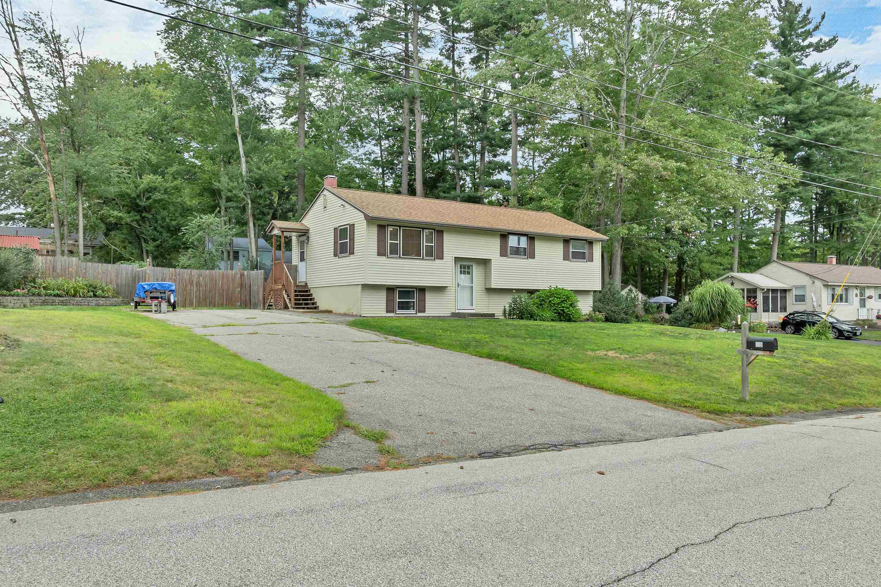 main property photo 4