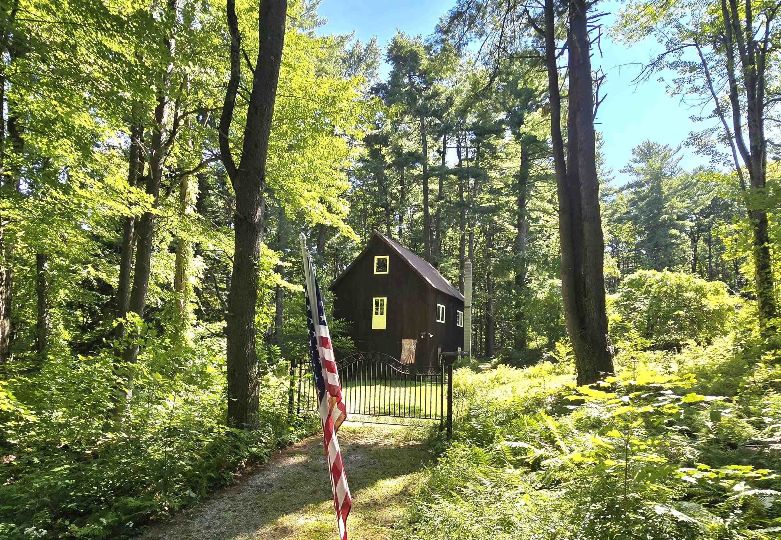 main property photo 4