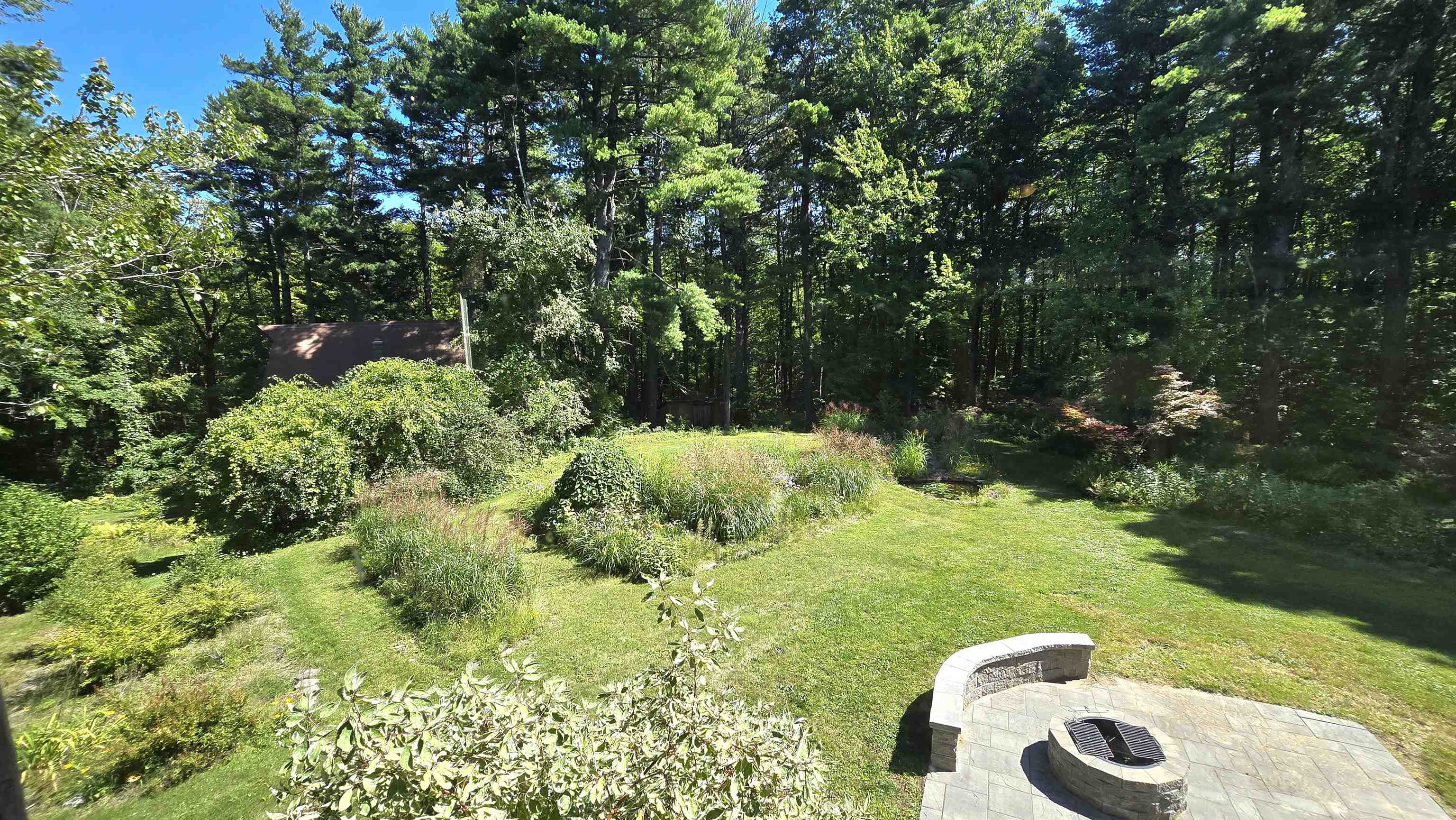 main property photo 45
